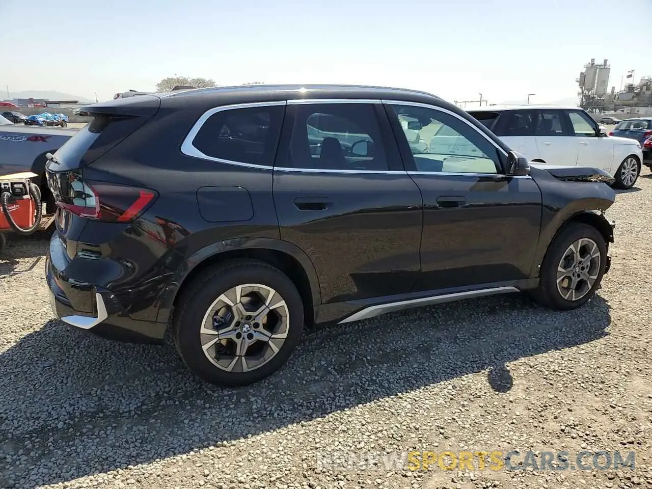 3 fotografías del automóvil dañado WBX73EF06S5209777 BMW X1 2025