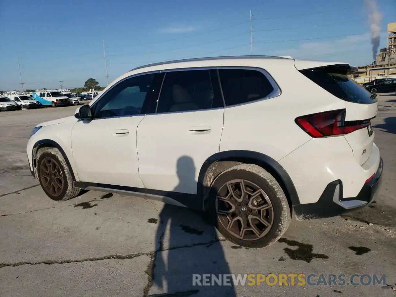 2 fotografías del automóvil dañado WBX73EF08S5034108 BMW X1 2025
