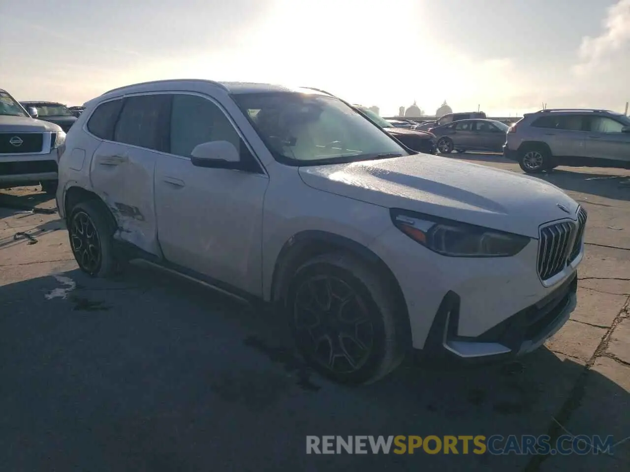 4 fotografías del automóvil dañado WBX73EF08S5034108 BMW X1 2025