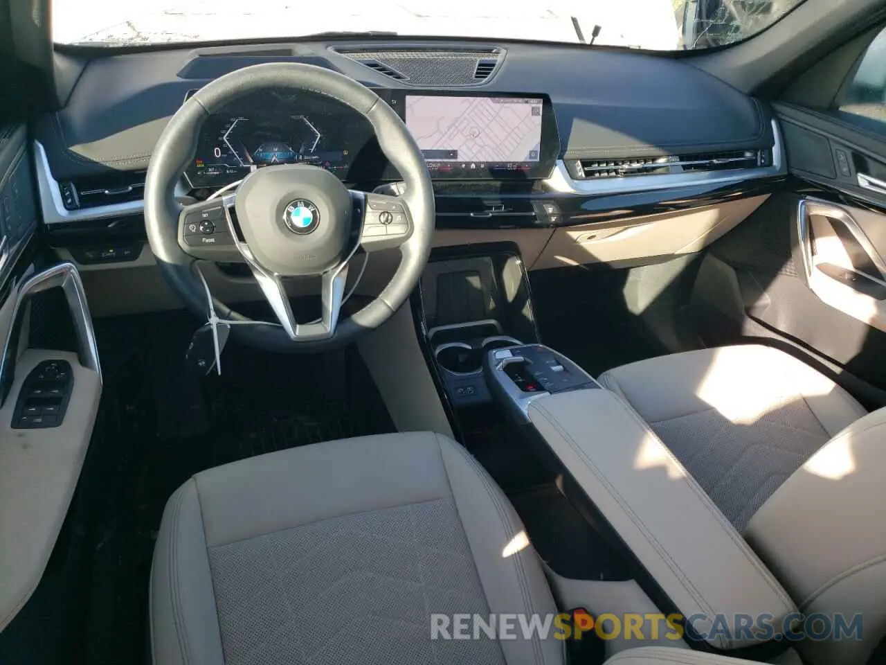 8 fotografías del automóvil dañado WBX73EF08S5034108 BMW X1 2025
