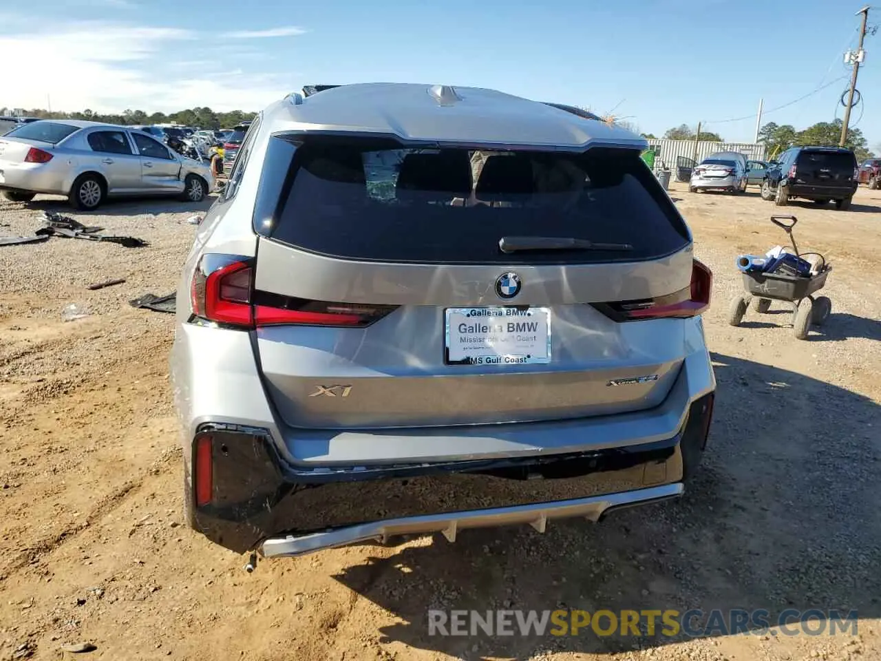6 fotografías del automóvil dañado WBX73EF0XS5058247 BMW X1 2025