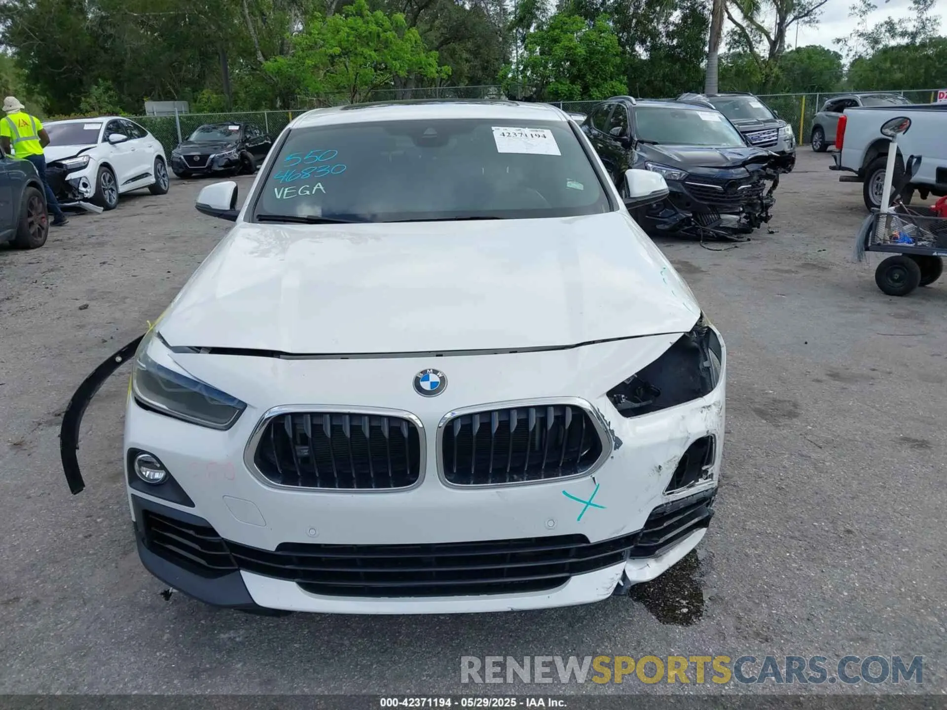 12 fotografías del automóvil dañado WBXYJ3C57KEP77180 BMW X2 2019