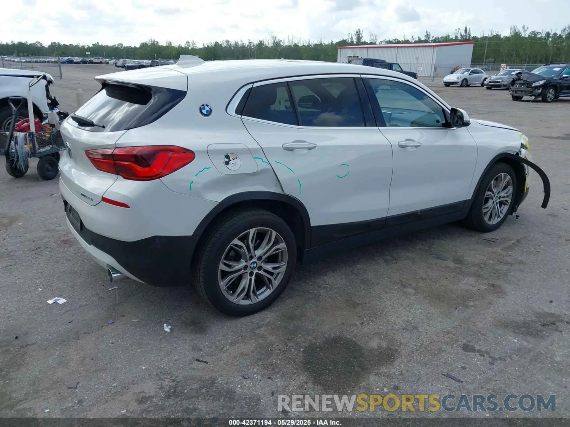 4 fotografías del automóvil dañado WBXYJ3C57KEP77180 BMW X2 2019
