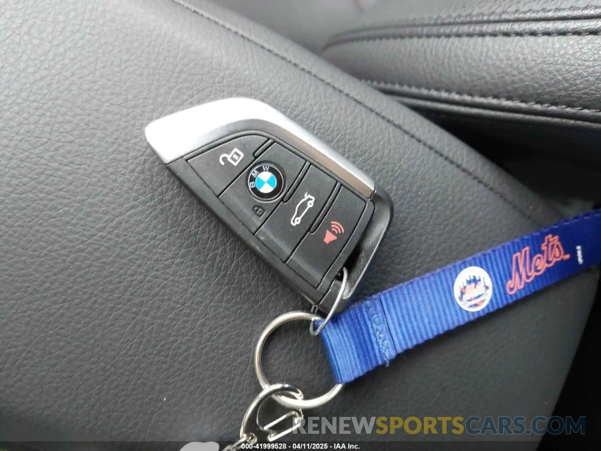 11 fotografías del automóvil dañado WBXYJ5C50K5N03198 BMW X2 2019