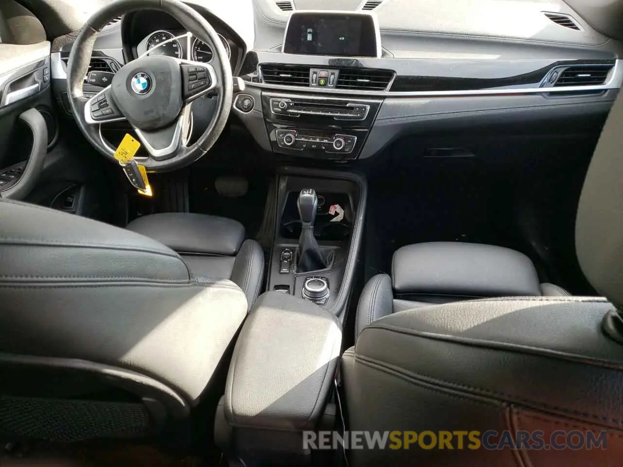 8 fotografías del automóvil dañado WBXYJ5C55K5N33183 BMW X2 2019