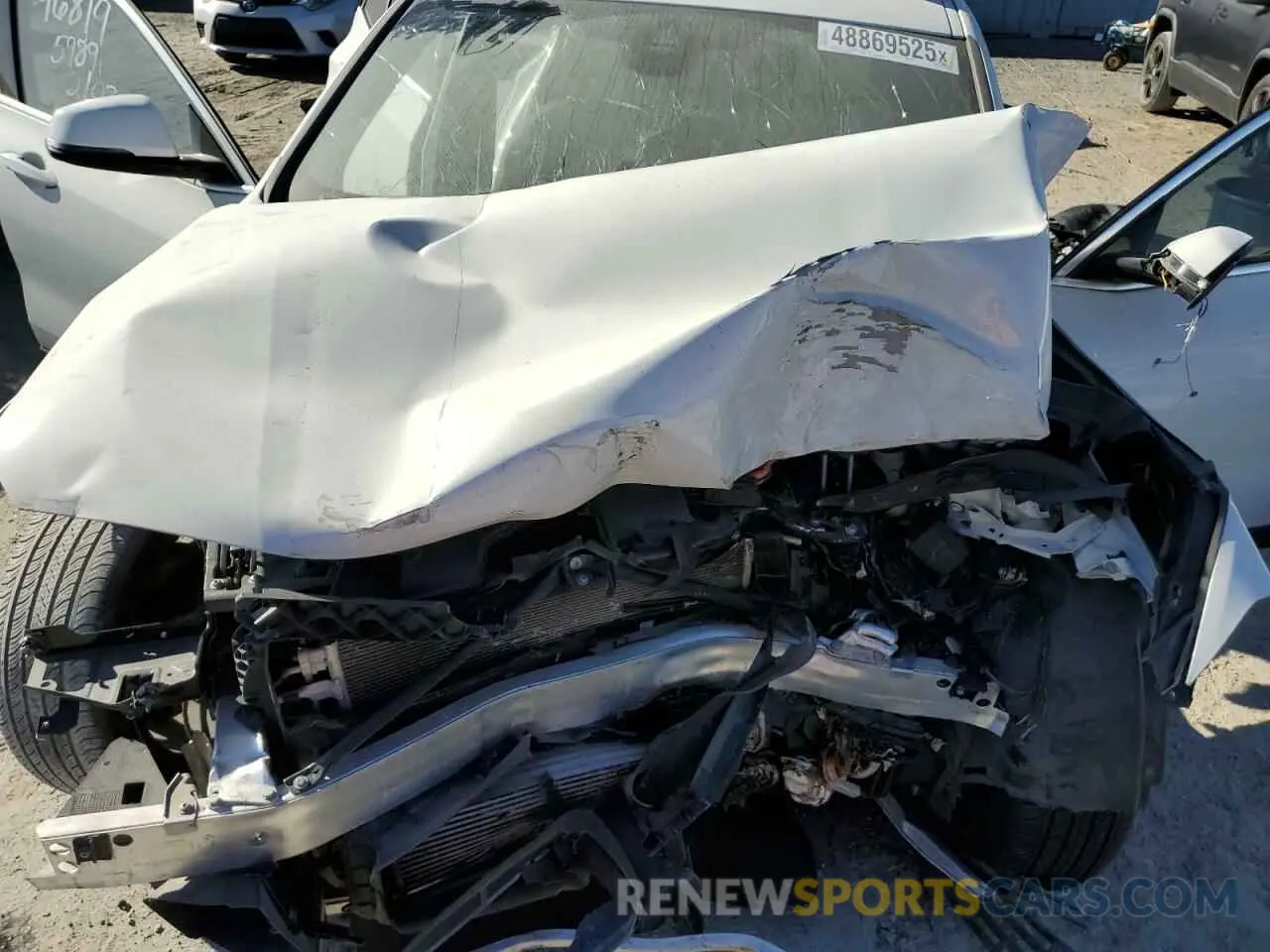 11 fotografías del automóvil dañado WBXYH9C01L5P45989 BMW X2 2020