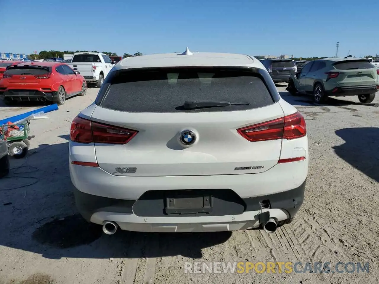 6 fotografías del automóvil dañado WBXYH9C01L5P45989 BMW X2 2020