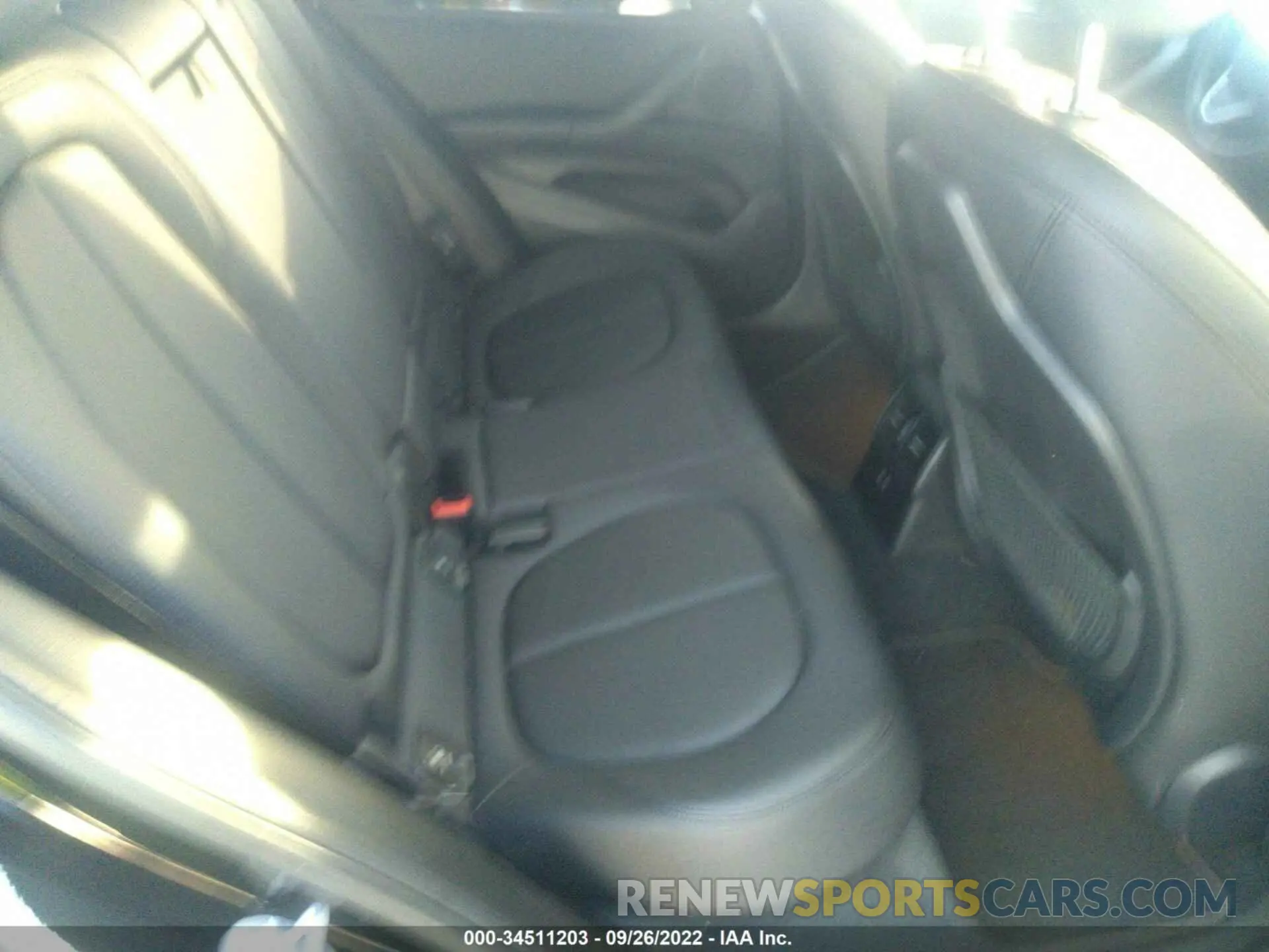 8 fotografías del automóvil dañado WBXYH9C02L5P10555 BMW X2 2020