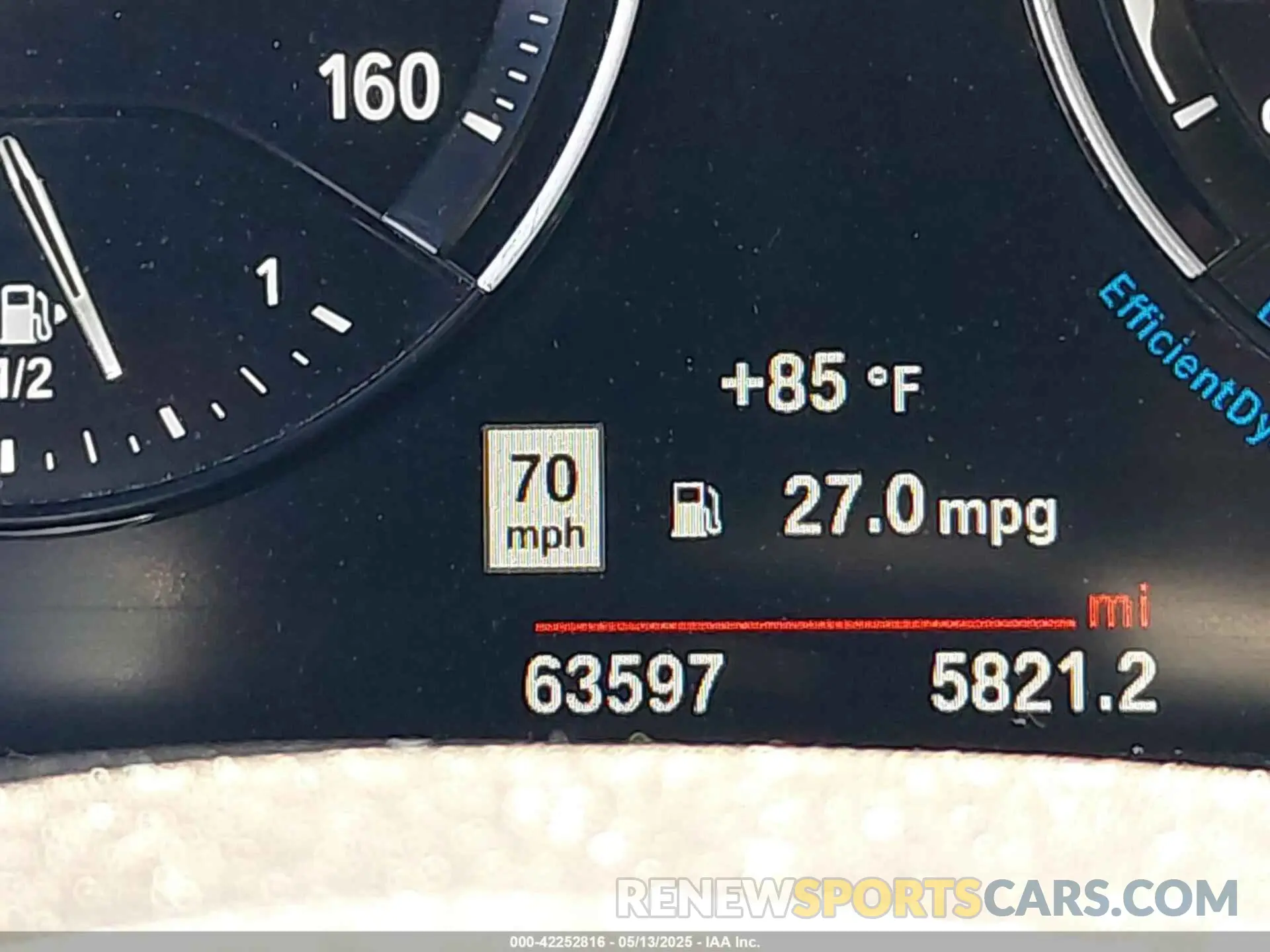 15 fotografías del automóvil dañado WBXYH9C02L5P23435 BMW X2 2020