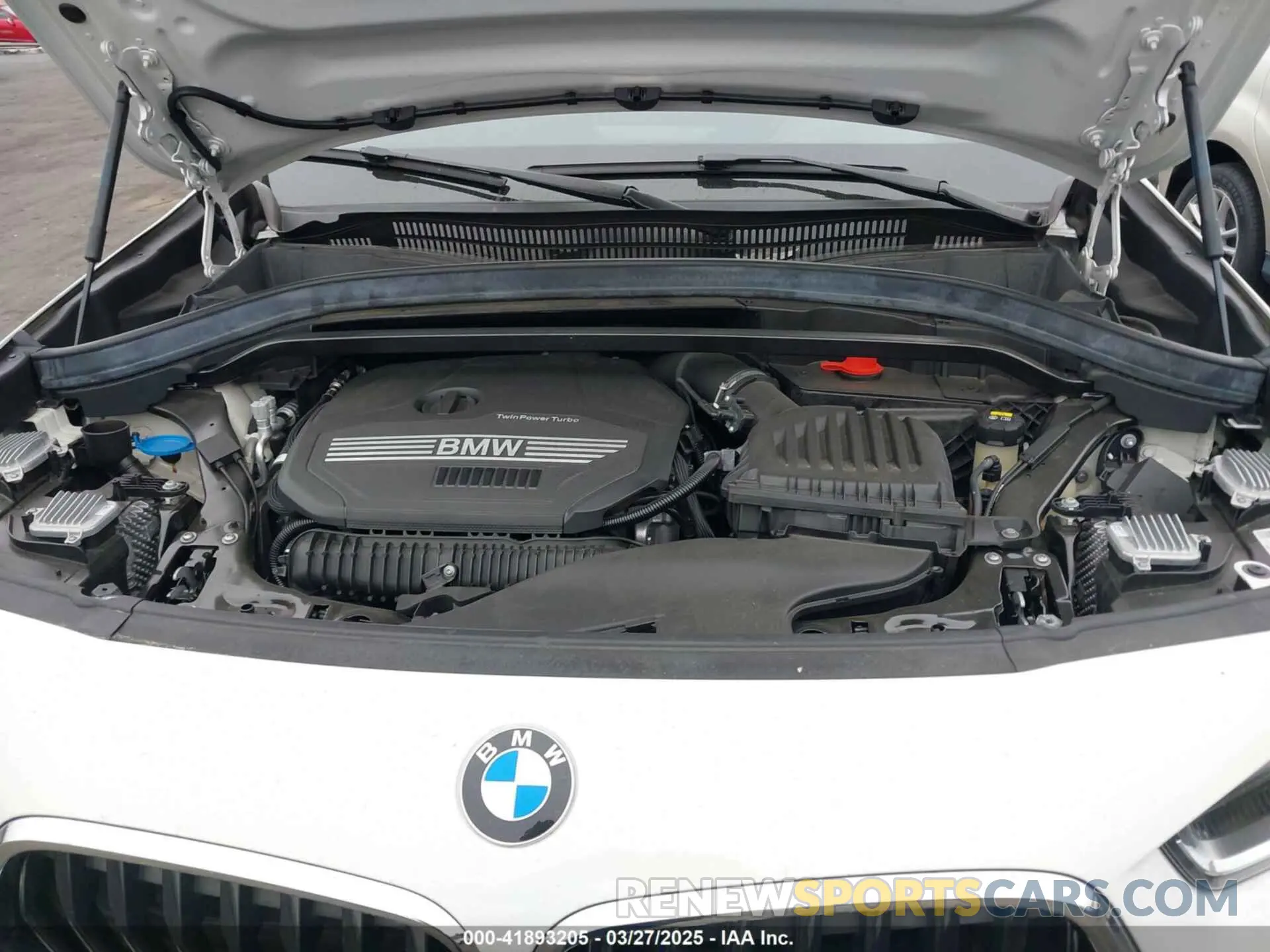 10 fotografías del automóvil dañado WBXYH9C02L5P59822 BMW X2 2020