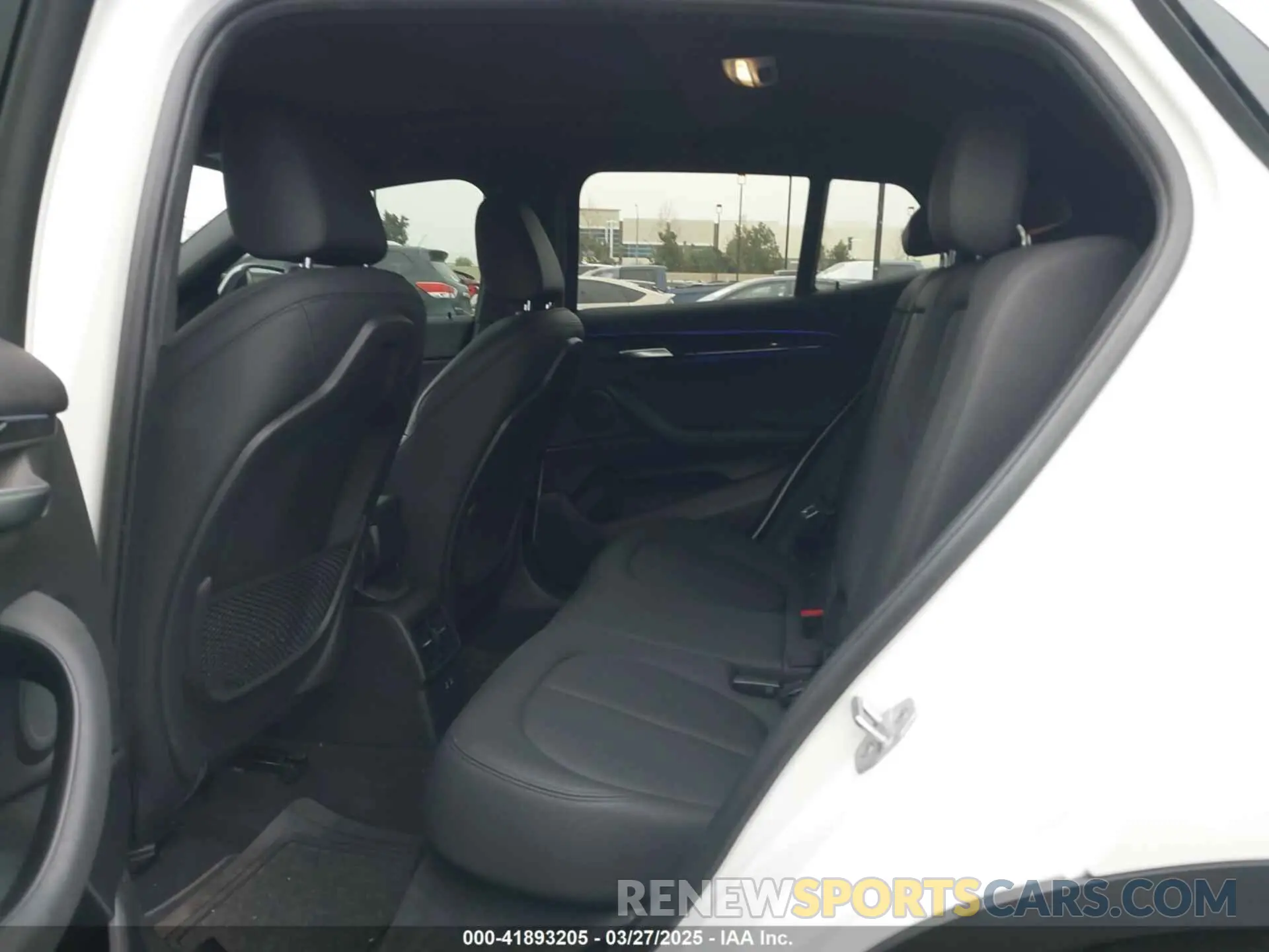 8 fotografías del automóvil dañado WBXYH9C02L5P59822 BMW X2 2020