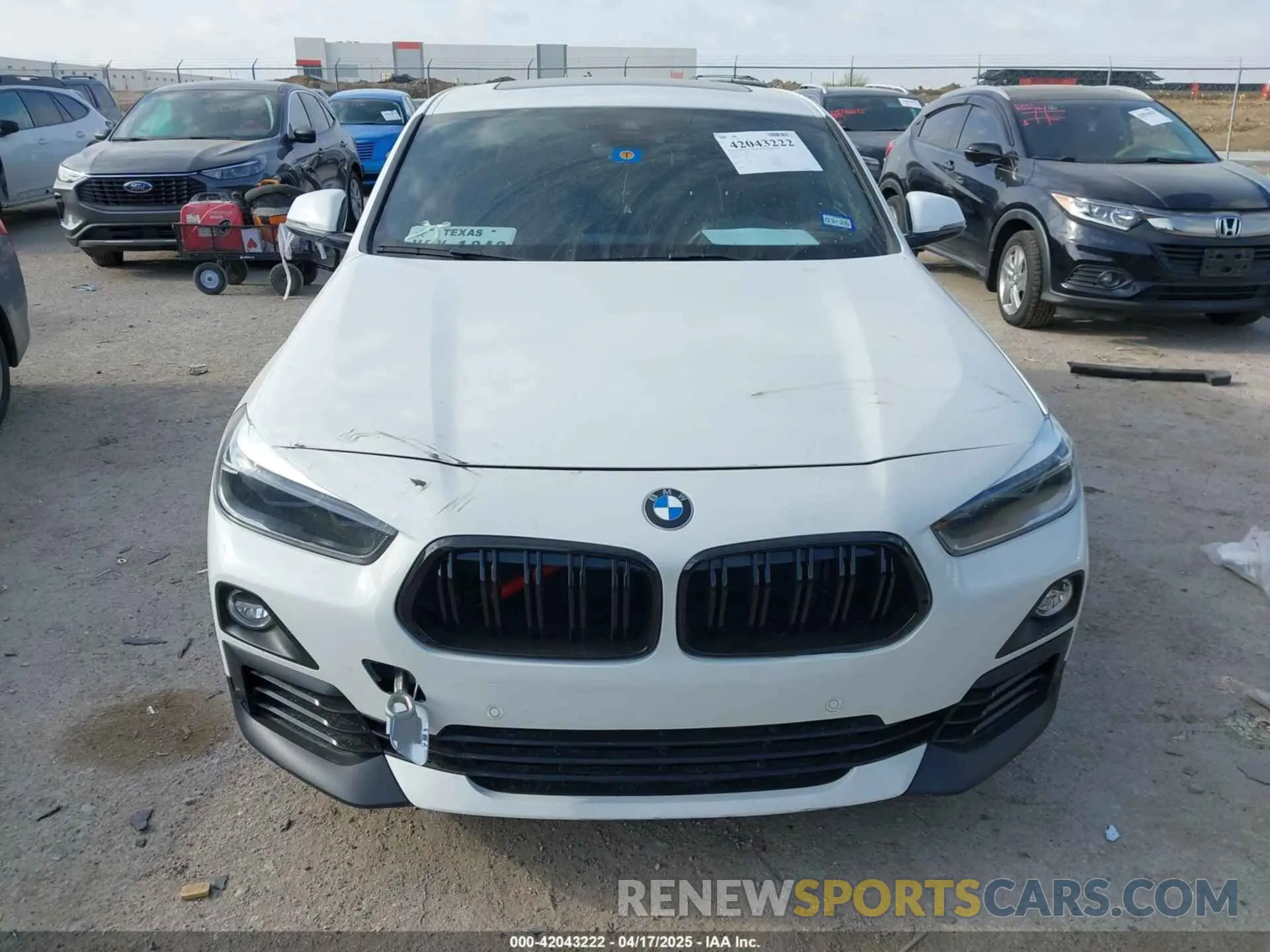 12 fotografías del automóvil dañado WBXYH9C07L5P35810 BMW X2 2020