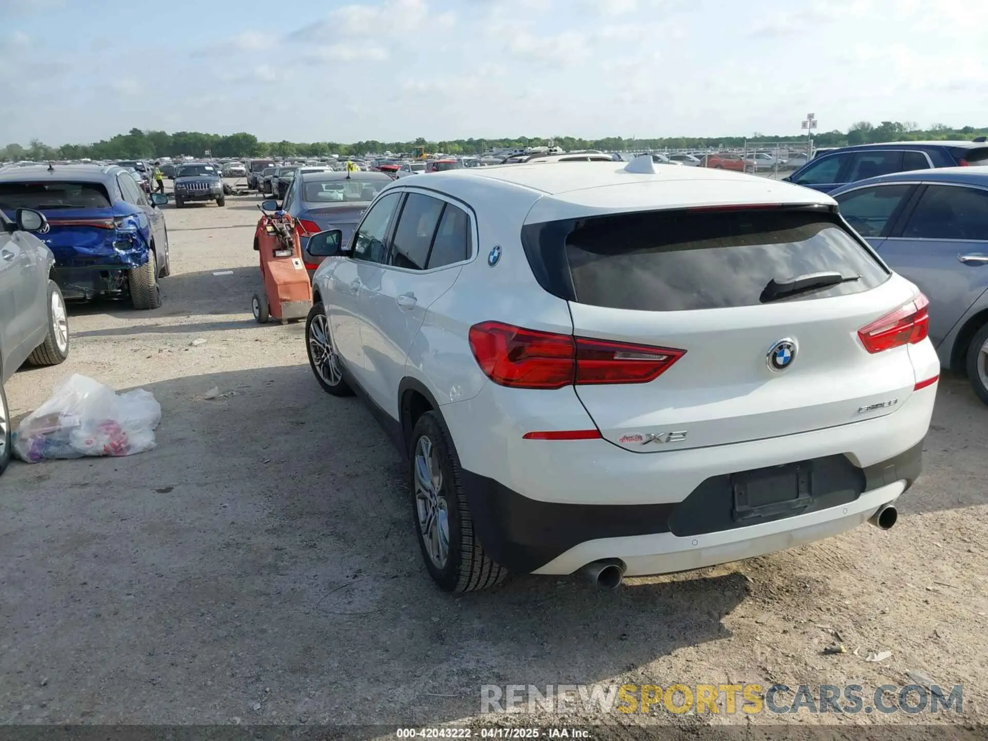 3 fotografías del automóvil dañado WBXYH9C07L5P35810 BMW X2 2020