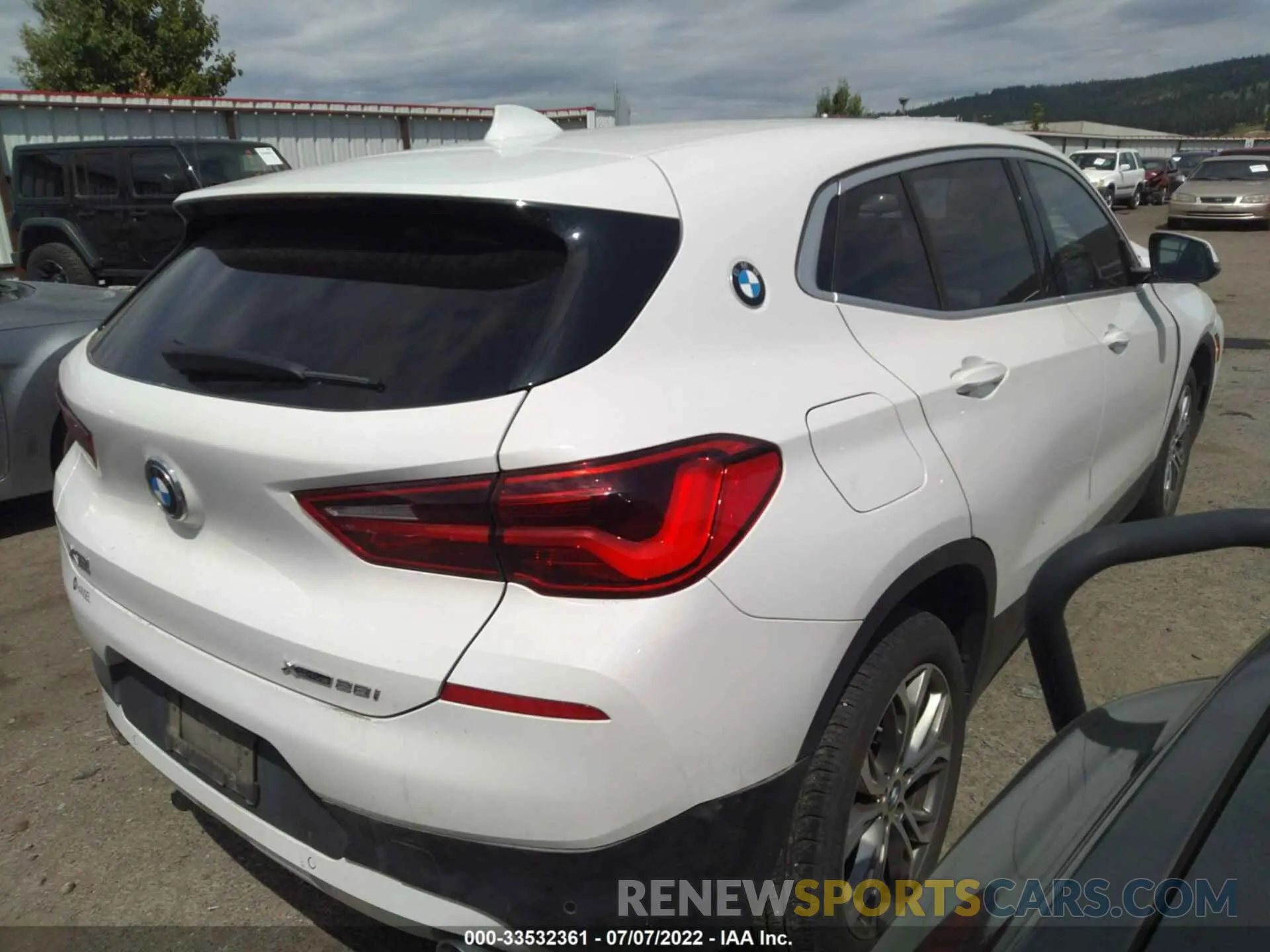 4 fotografías del automóvil dañado WBXYJ1C02L5P06012 BMW X2 2020