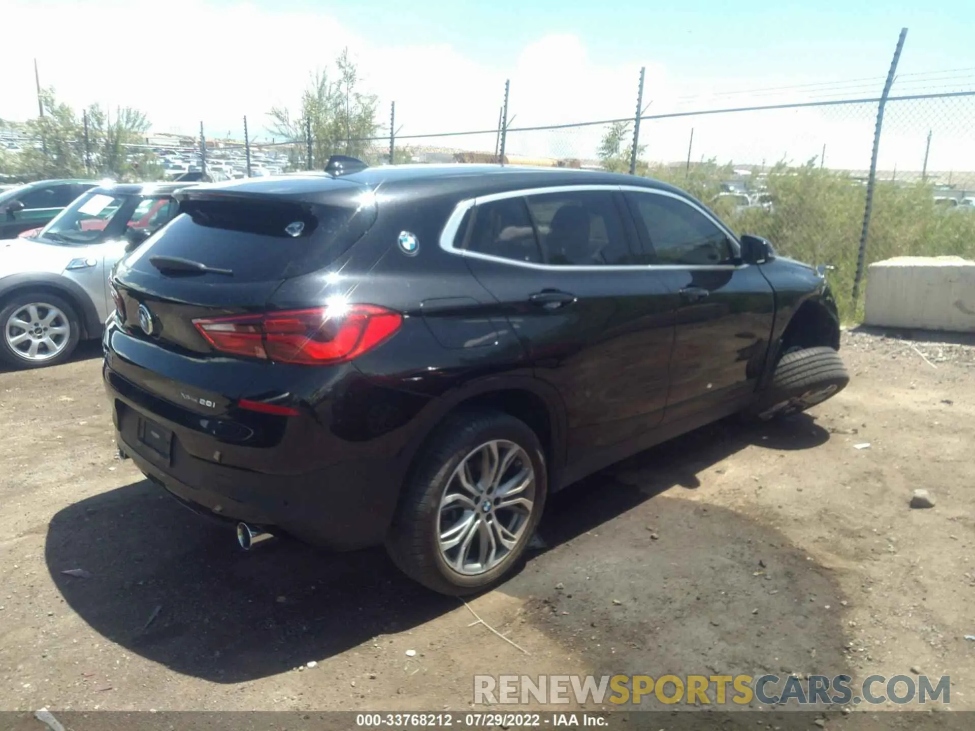 4 fotografías del automóvil dañado WBXYJ1C02L5P56957 BMW X2 2020