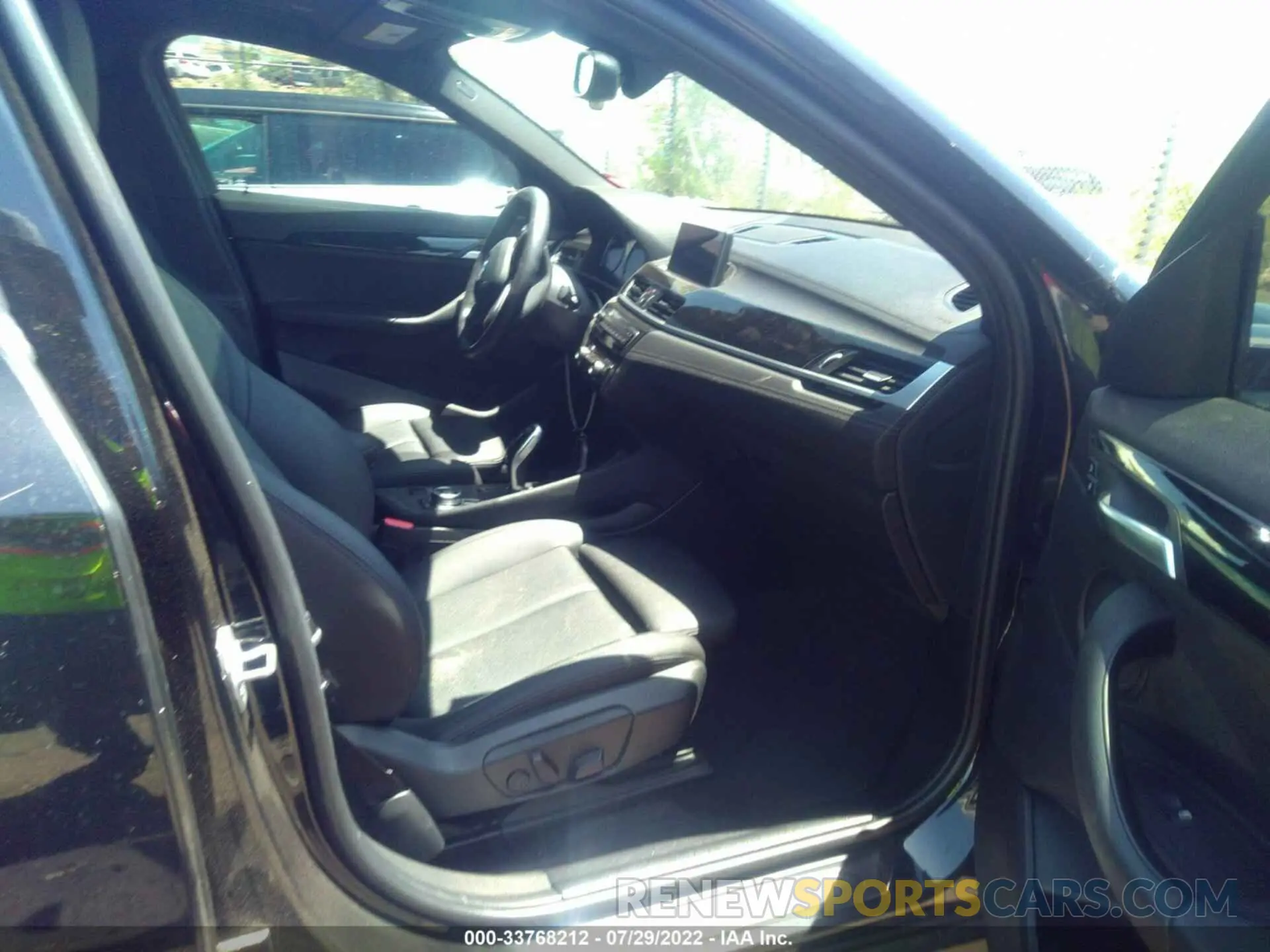 5 fotografías del automóvil dañado WBXYJ1C02L5P56957 BMW X2 2020