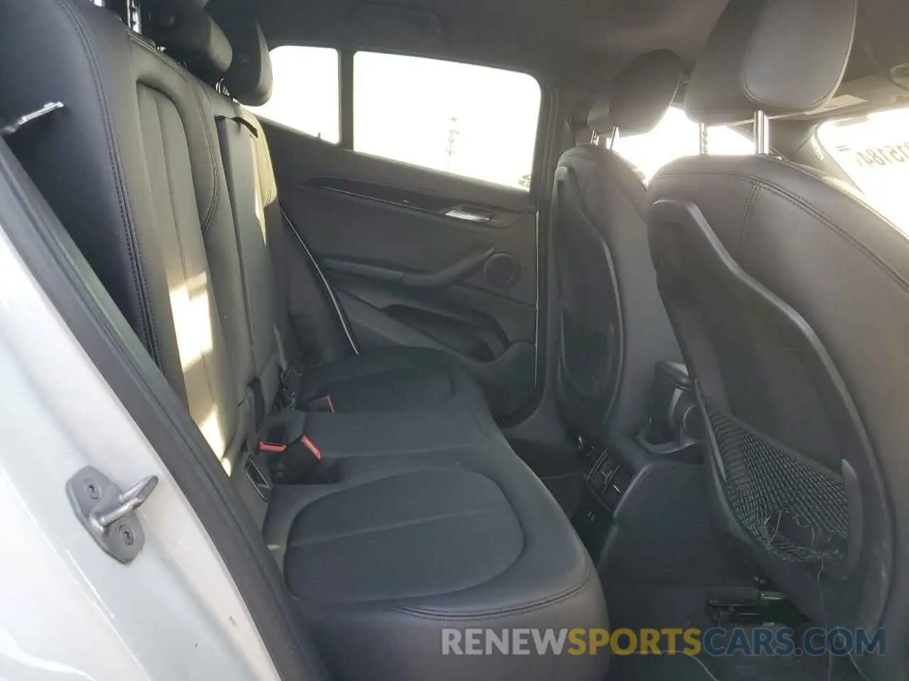 11 fotografías del automóvil dañado WBXYJ1C03L5P54571 BMW X2 2020