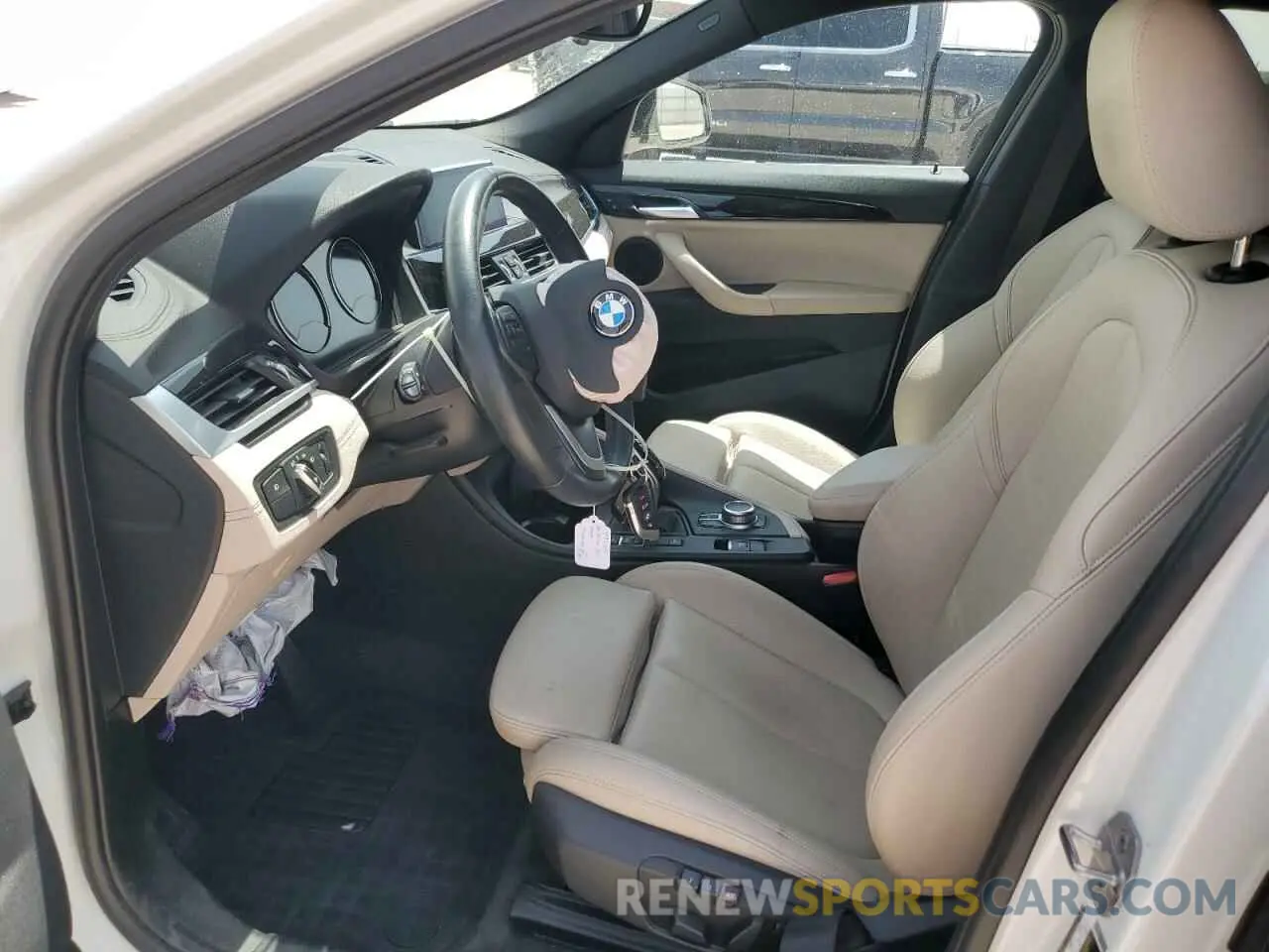 7 fotografías del automóvil dañado WBXYJ1C04L5P11731 BMW X2 2020
