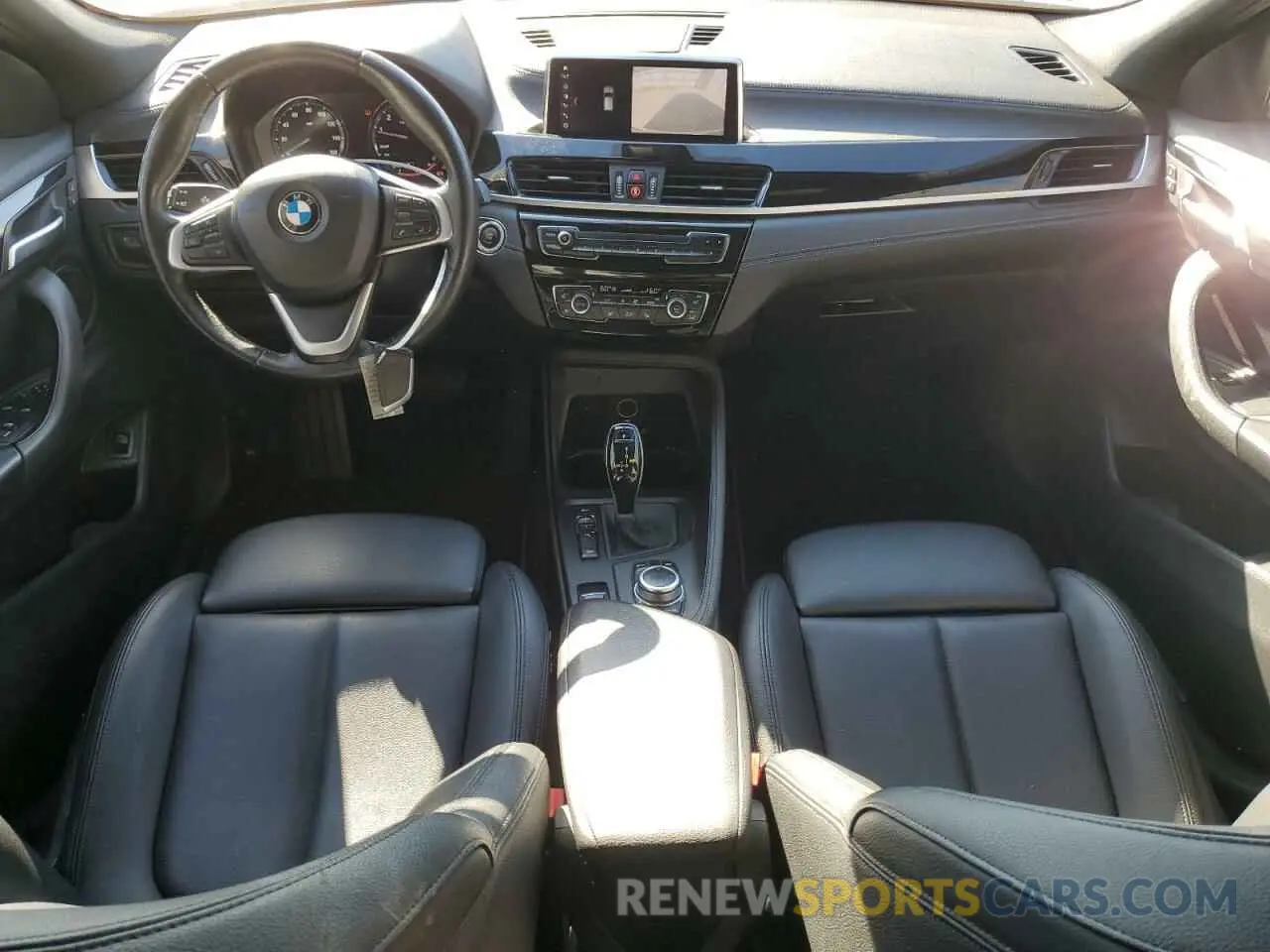 8 fotografías del automóvil dañado WBXYJ1C08L5P15779 BMW X2 2020