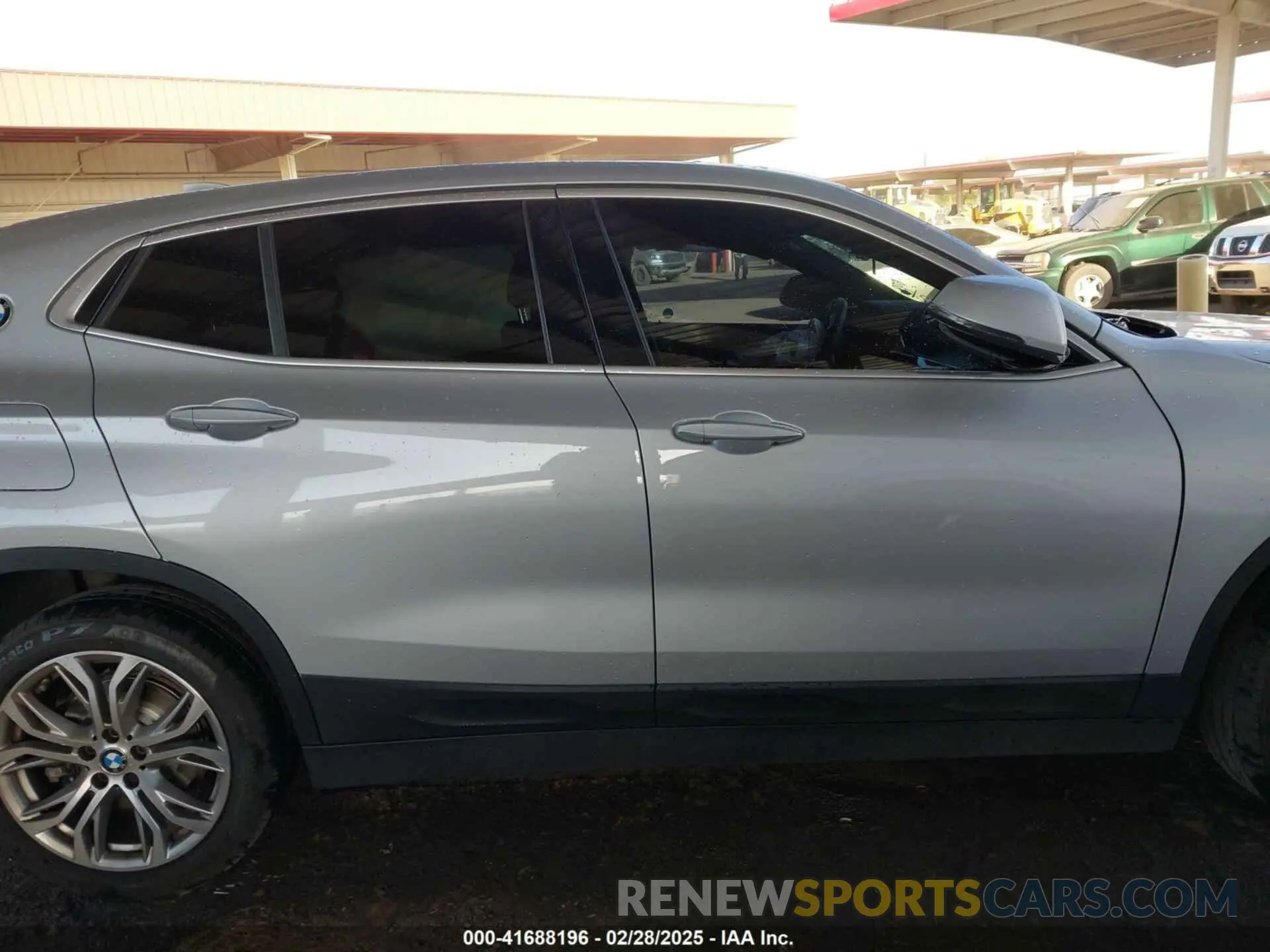 13 fotografías del automóvil dañado WBXYH9C01M5S45641 BMW X2 2021