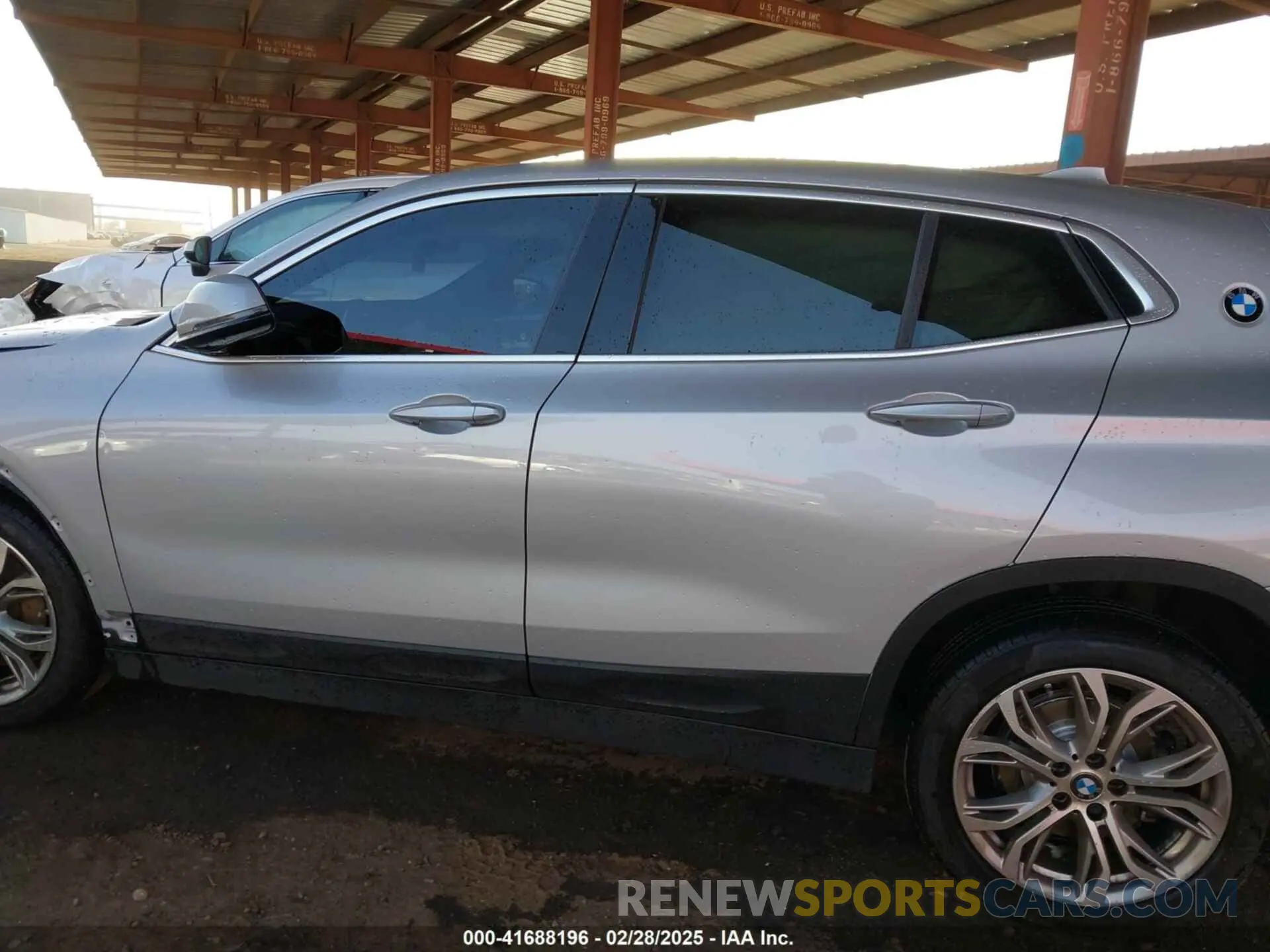 14 fotografías del automóvil dañado WBXYH9C01M5S45641 BMW X2 2021