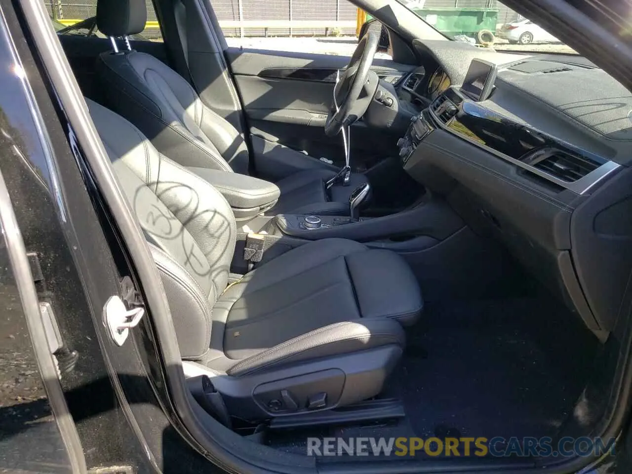 5 fotografías del automóvil dañado WBXYJ1C09M5S57249 BMW X2 2021
