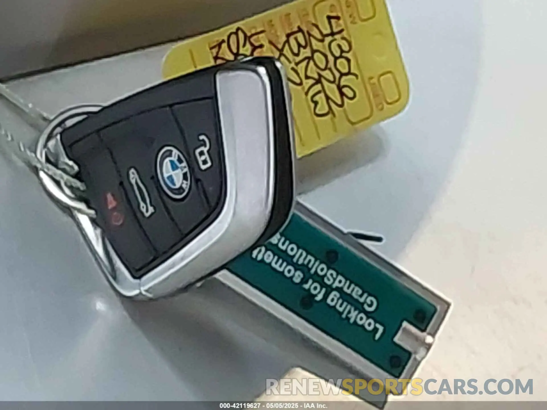 11 fotografías del automóvil dañado WBXYH9C08N5U29086 BMW X2 2022