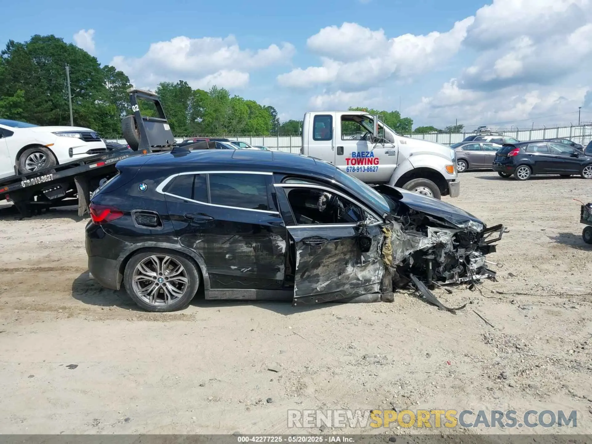 14 fotografías del automóvil dañado WBXYH9C0XN5U13102 BMW X2 2022