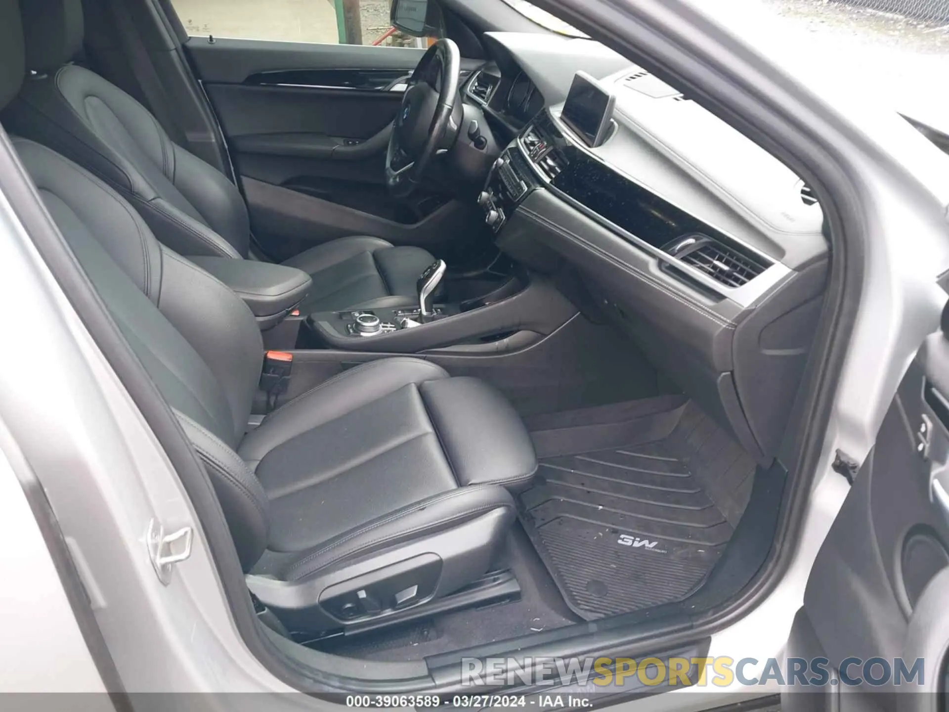 5 fotografías del automóvil dañado WBXYJ1C02N5U27016 BMW X2 2022
