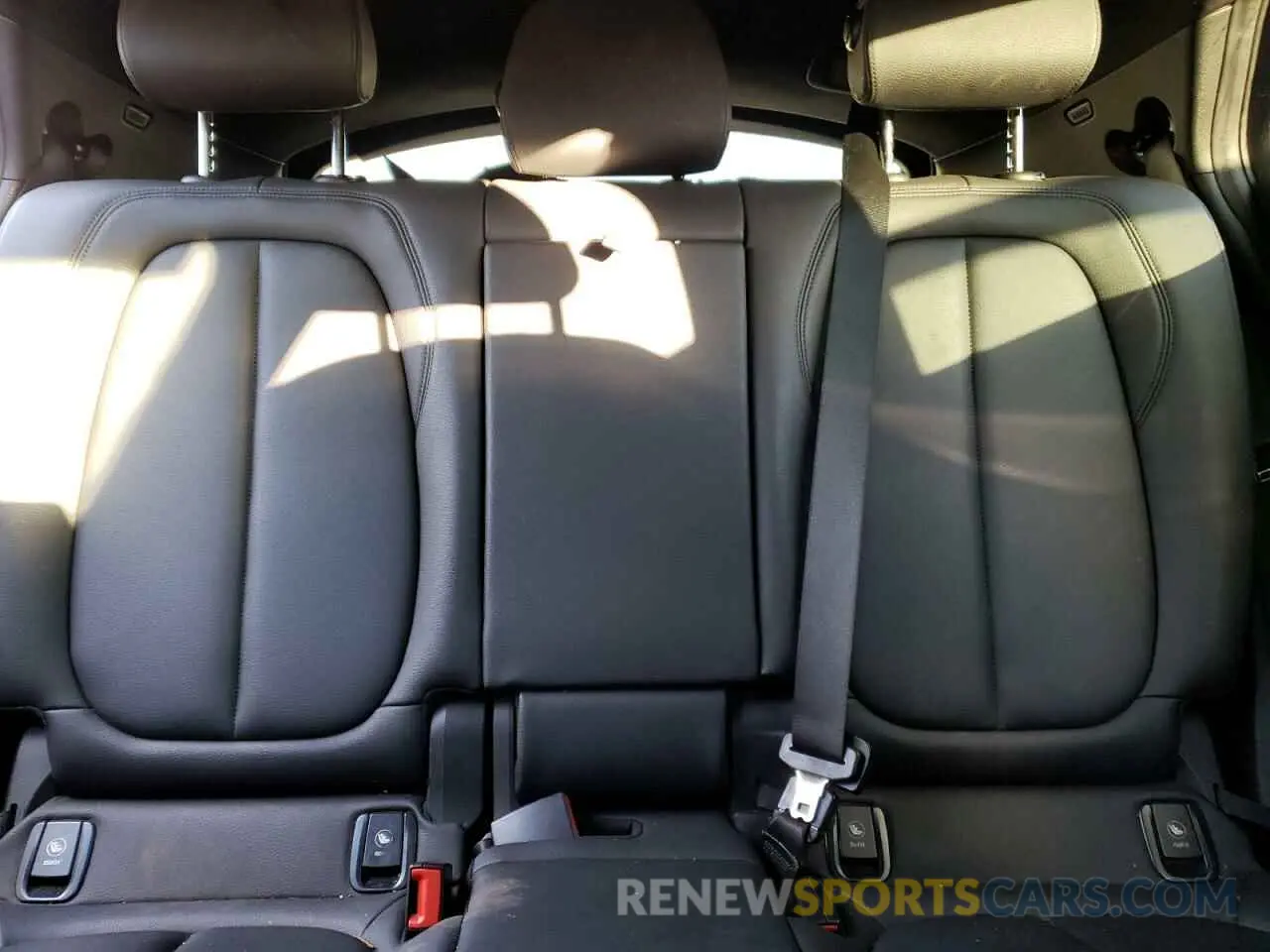 10 fotografías del automóvil dañado WBXYJ1C08N5T44772 BMW X2 2022