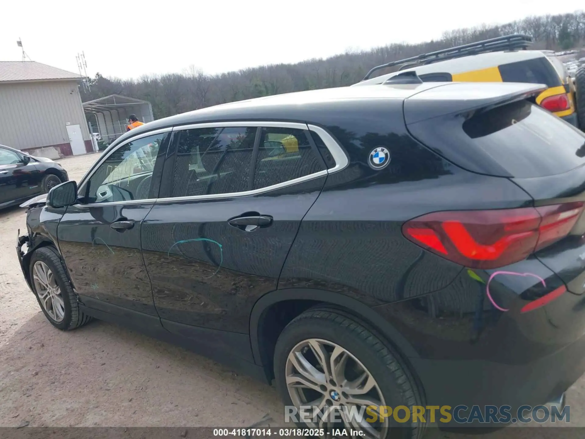 14 fotografías del automóvil dañado WBXYJ1C09N5U38465 BMW X2 2022