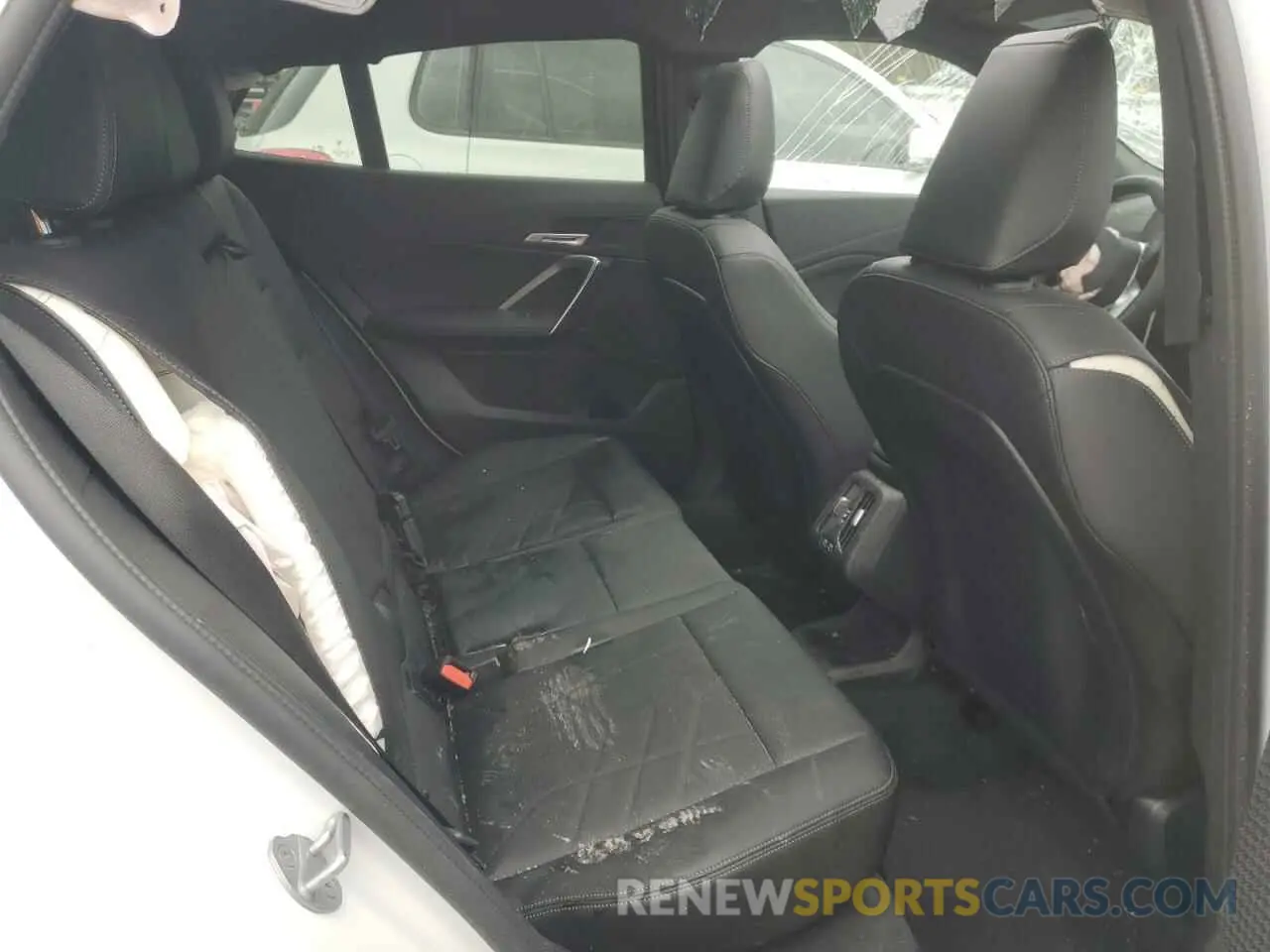 11 fotografías del automóvil dañado WBX63GM0XS5085930 BMW X2 2025