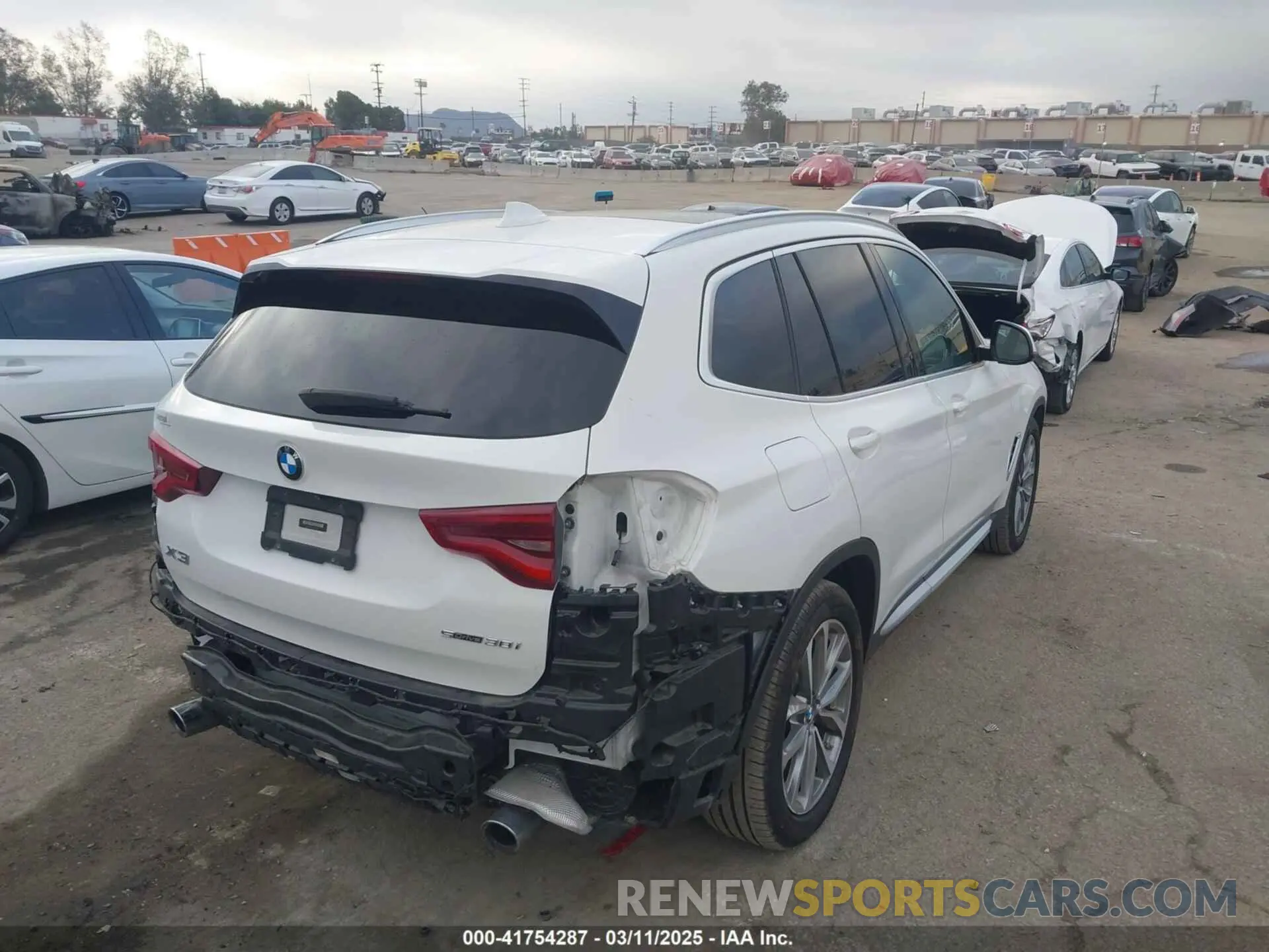 4 fotografías del automóvil dañado 5UXTR7C50KLE97511 BMW X3 2019