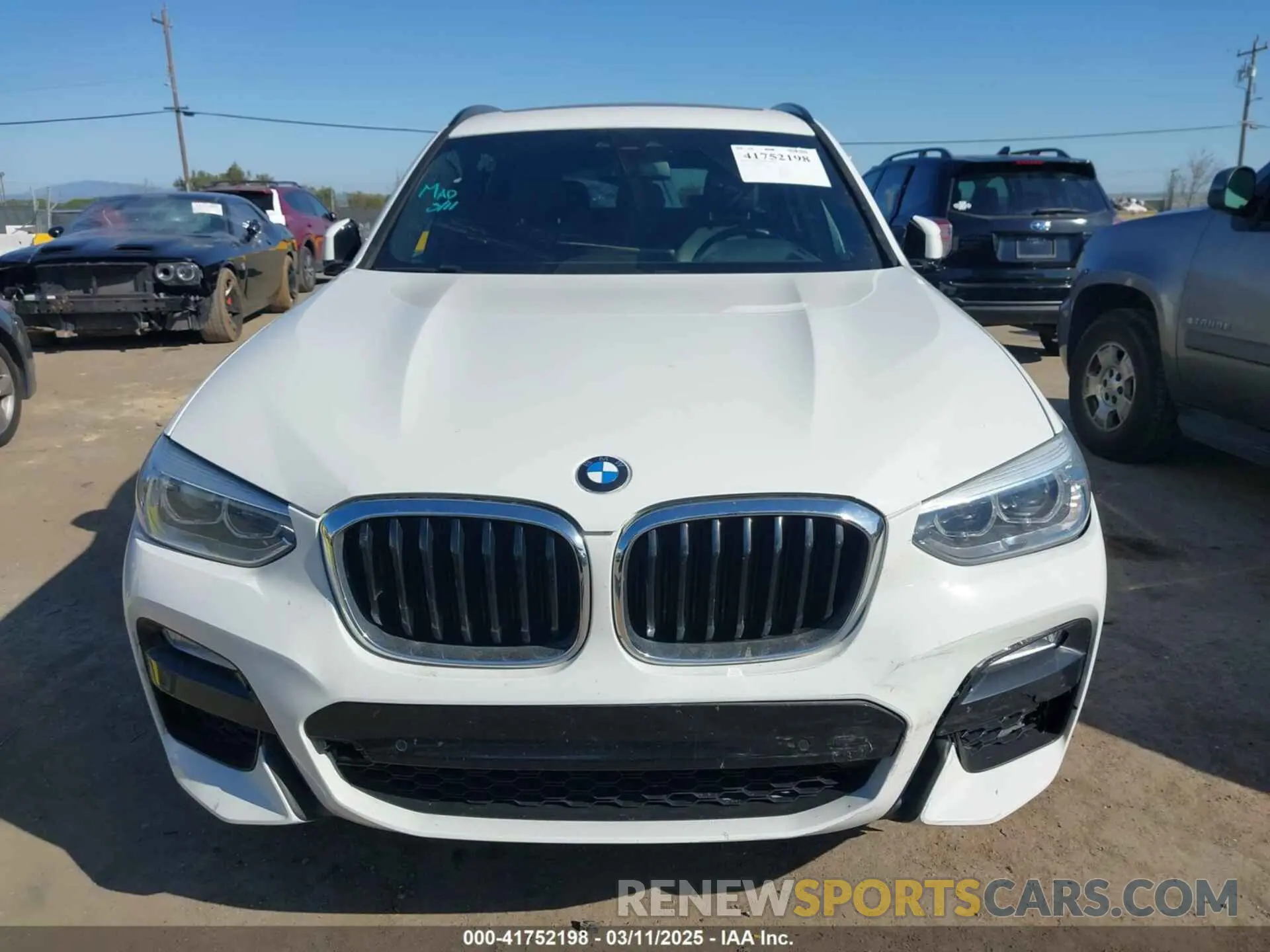 12 fotografías del automóvil dañado 5UXTR7C50KLF24450 BMW X3 2019