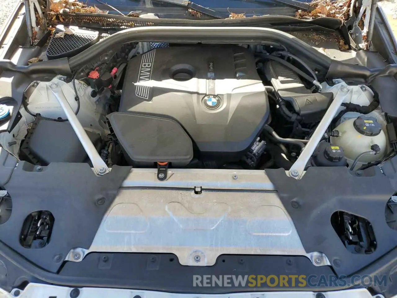 11 fotografías del automóvil dañado 5UXTR7C50KLF26683 BMW X3 2019