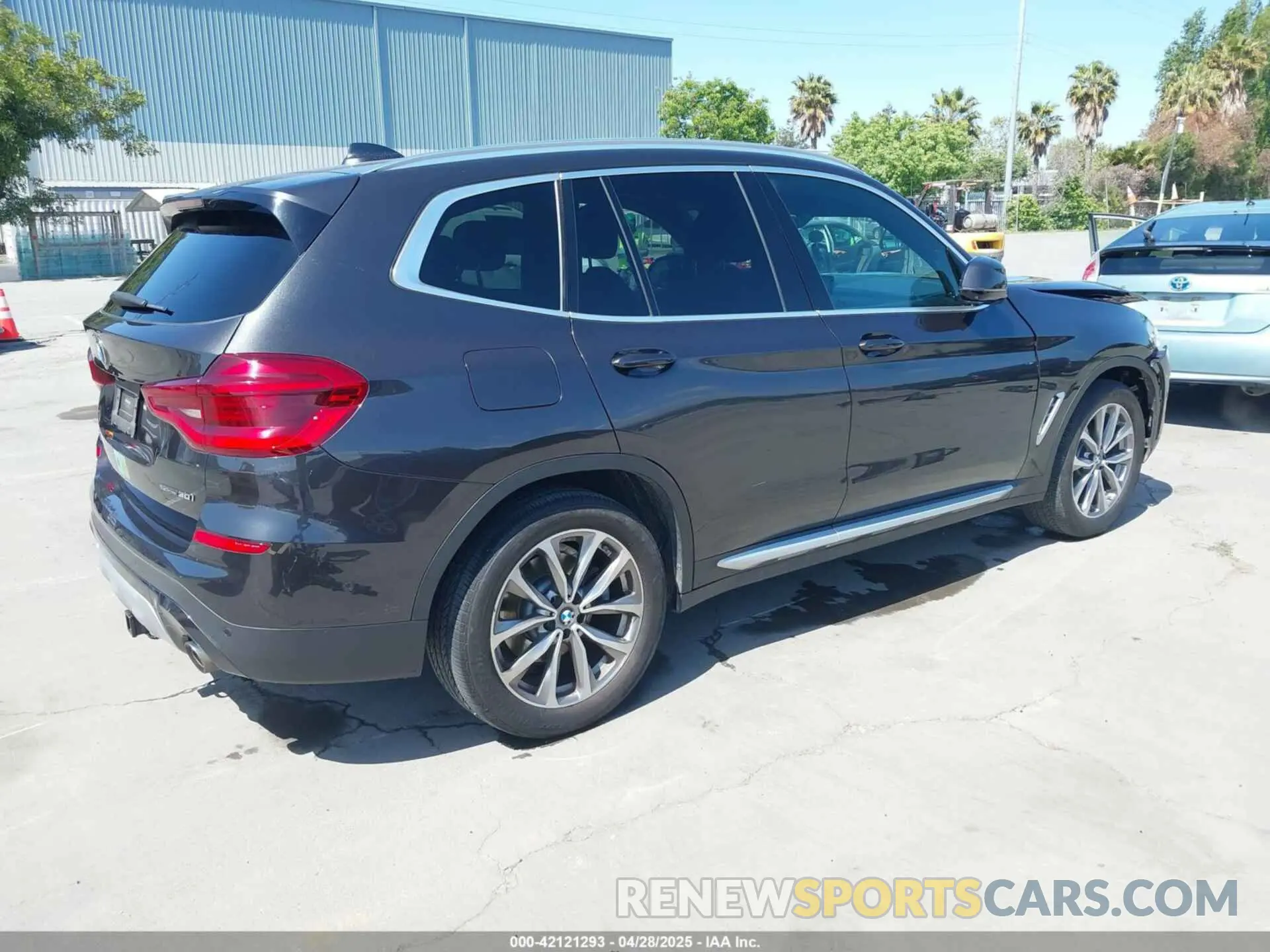 4 fotografías del automóvil dañado 5UXTR7C50KLF37747 BMW X3 2019