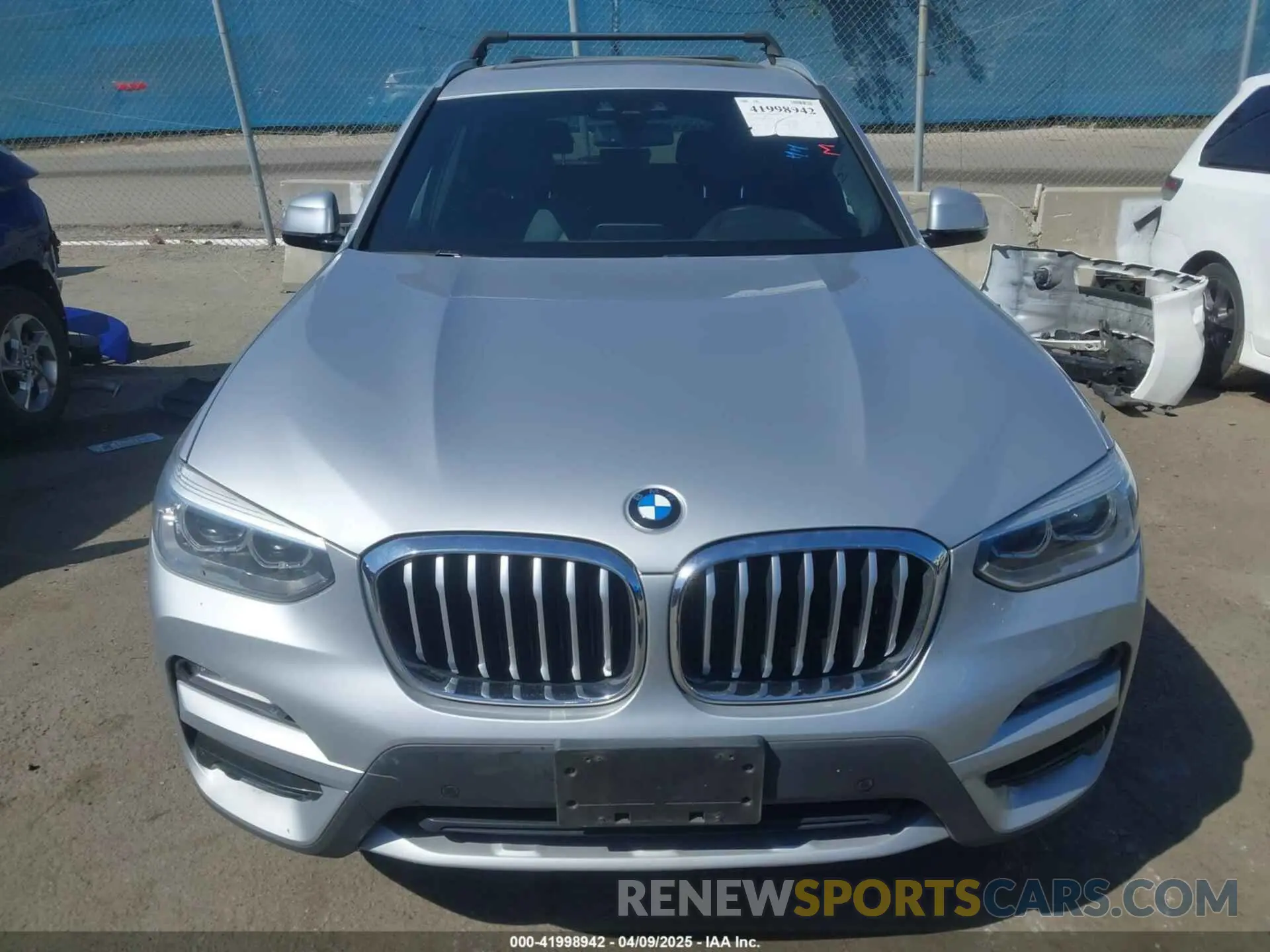 12 fotografías del automóvil dañado 5UXTR7C50KLR47364 BMW X3 2019