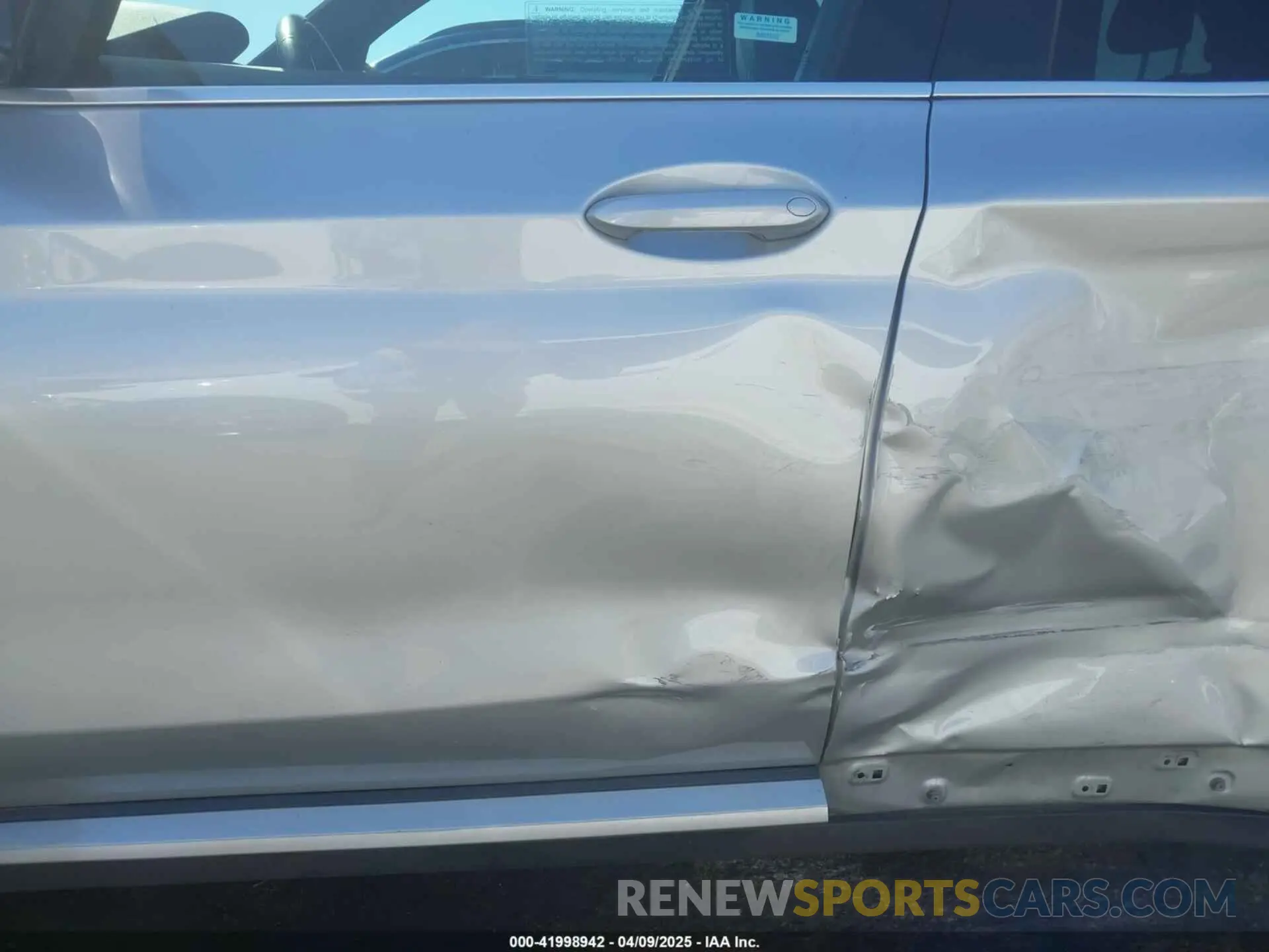 17 fotografías del automóvil dañado 5UXTR7C50KLR47364 BMW X3 2019