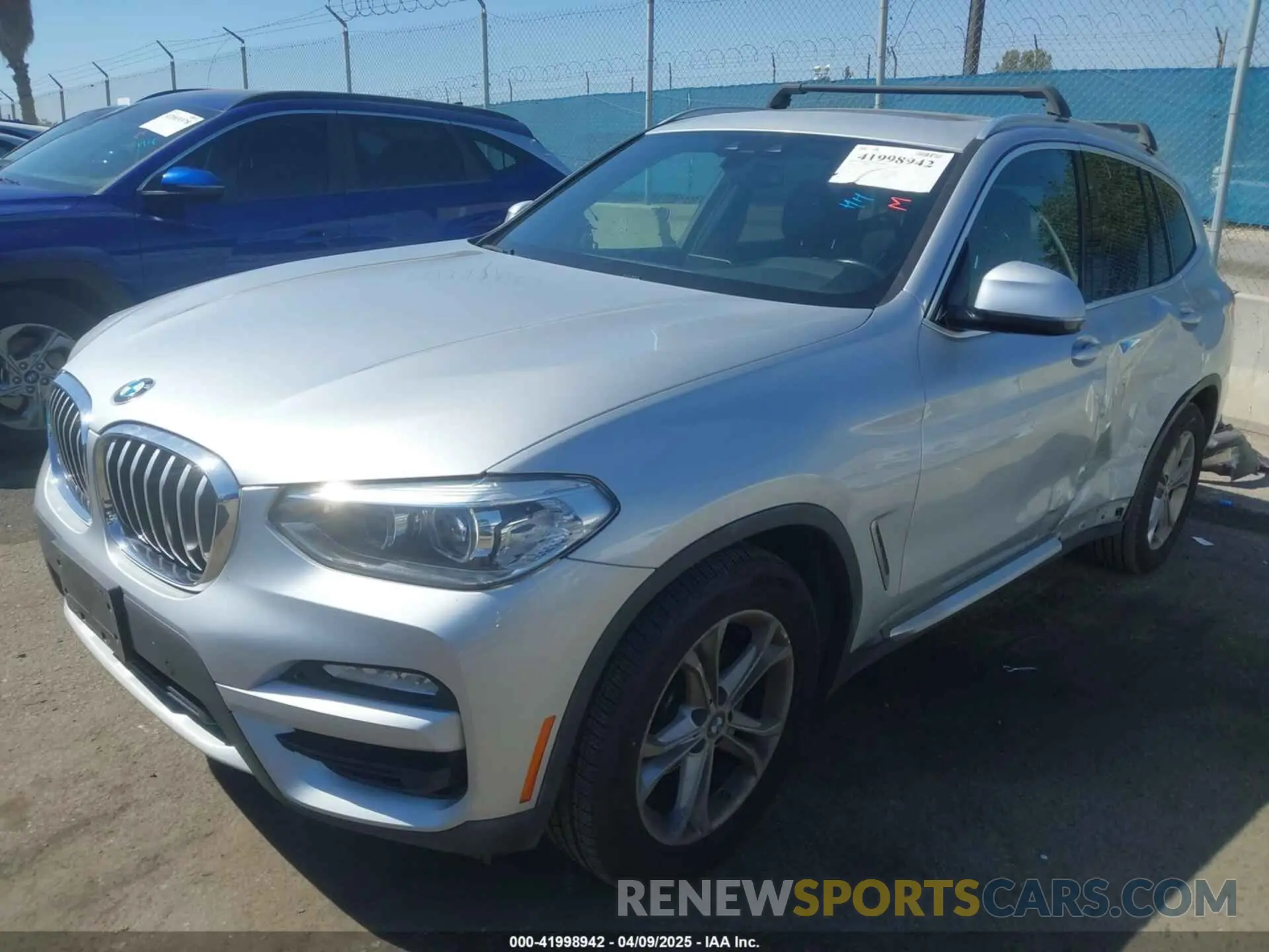 2 fotografías del automóvil dañado 5UXTR7C50KLR47364 BMW X3 2019