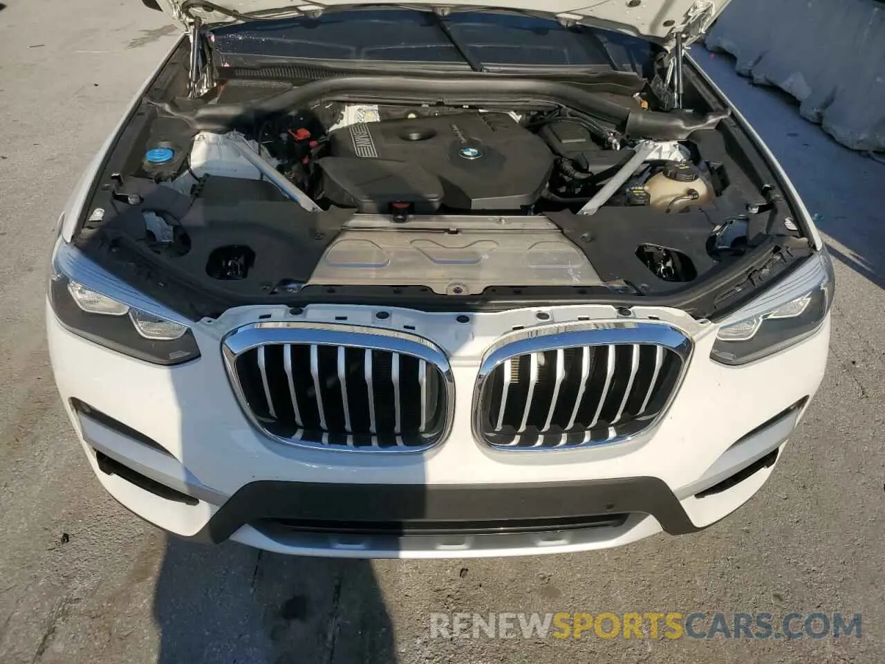 12 fotografías del automóvil dañado 5UXTR7C51KLF36493 BMW X3 2019