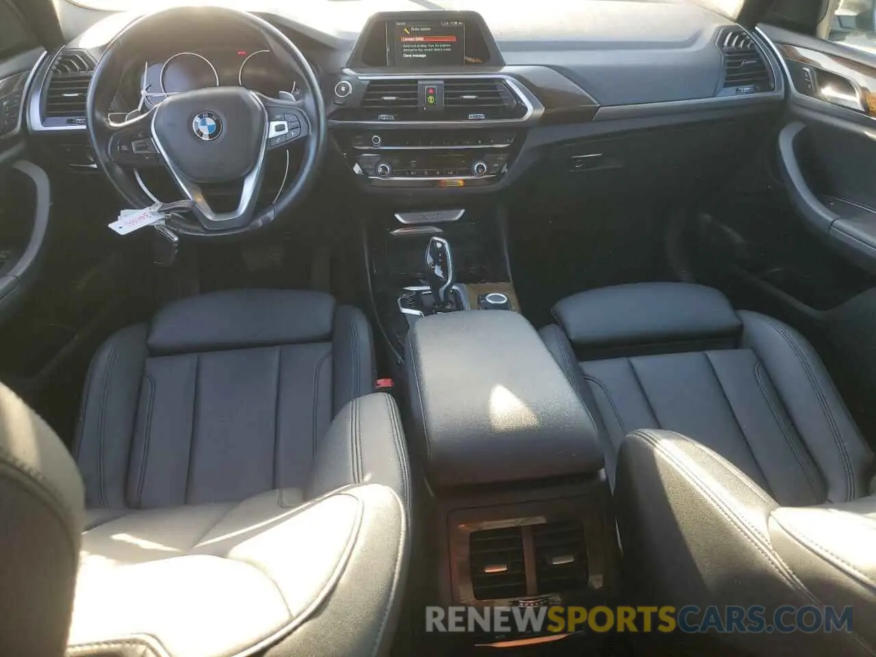 8 fotografías del automóvil dañado 5UXTR7C51KLF36493 BMW X3 2019