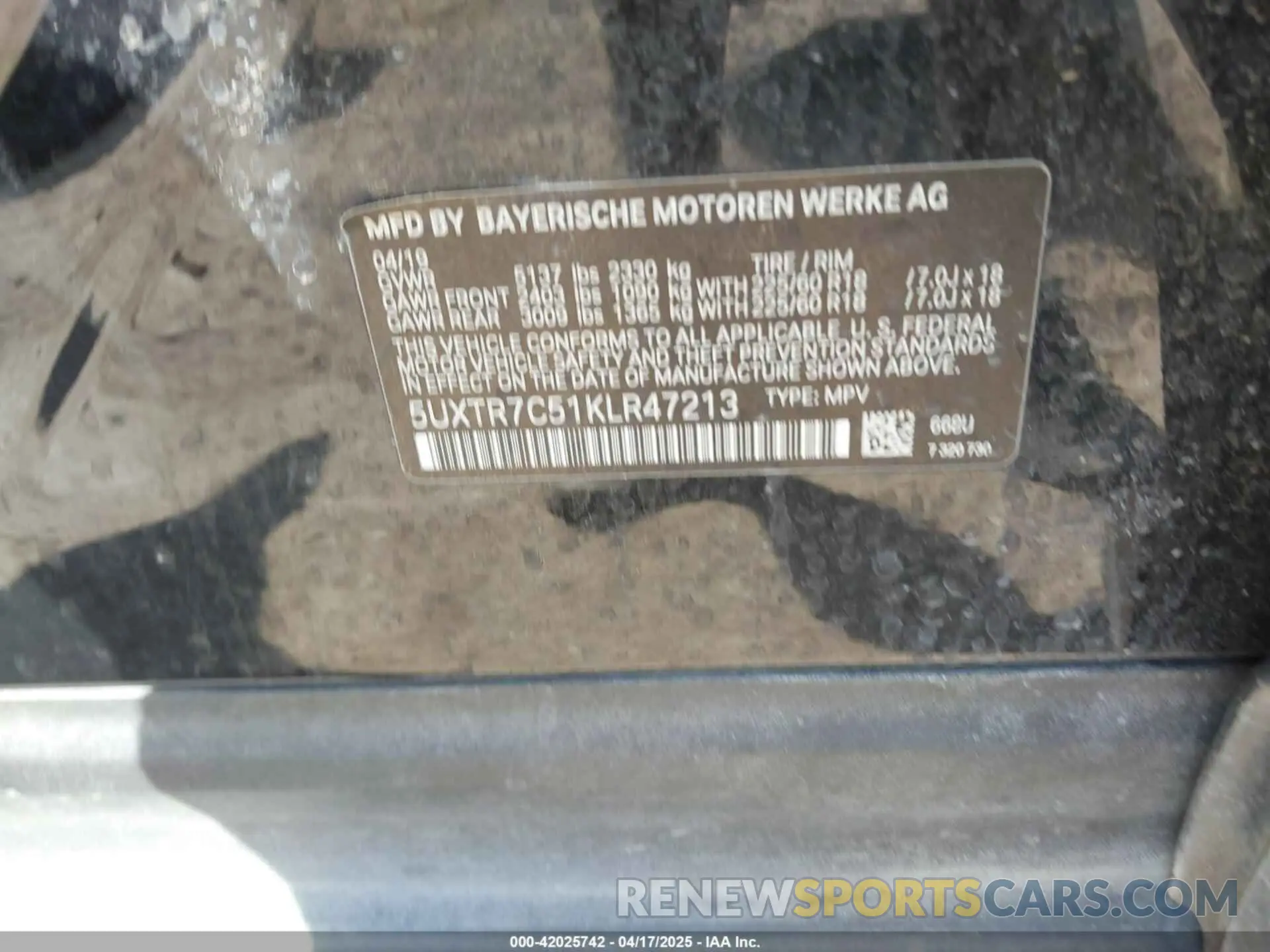 9 fotografías del automóvil dañado 5UXTR7C51KLR47213 BMW X3 2019