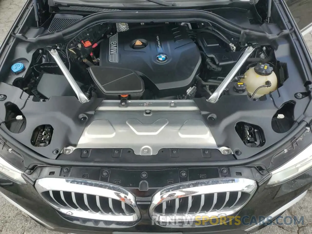 12 fotografías del automóvil dañado 5UXTR7C51KLR52430 BMW X3 2019