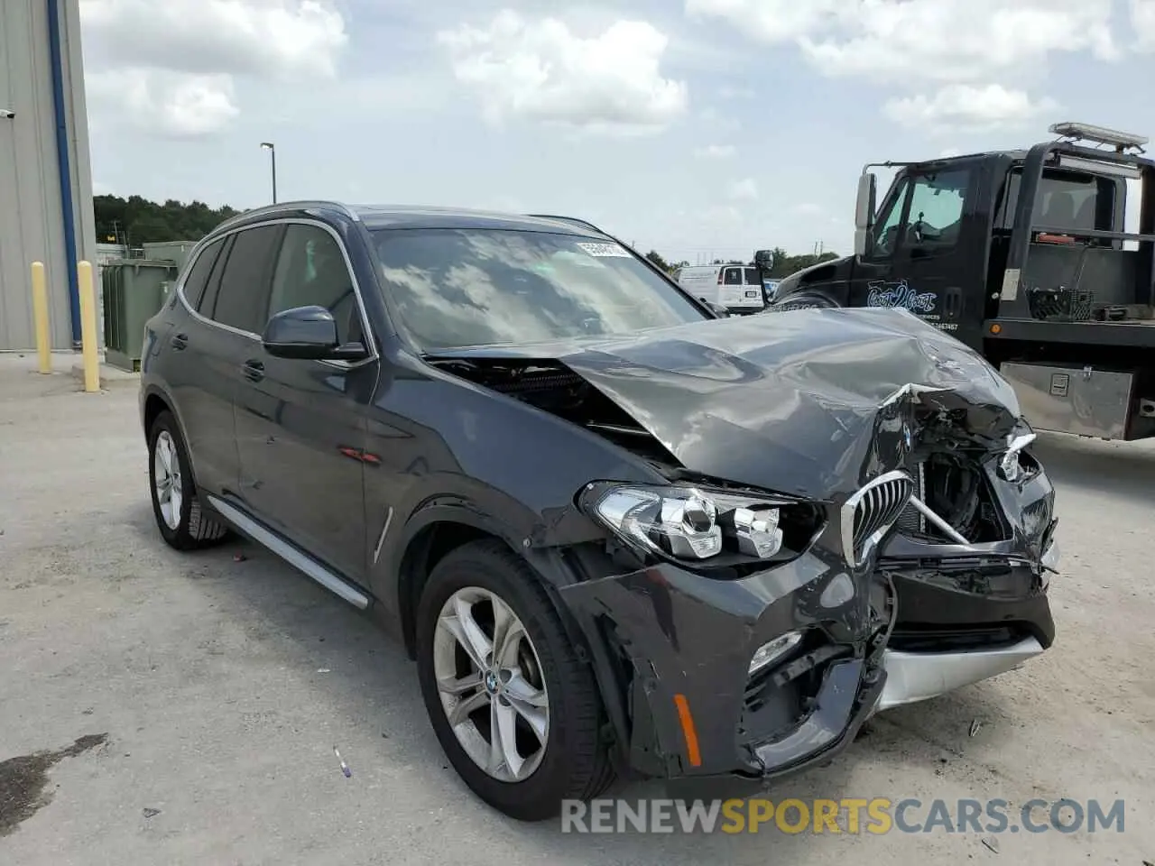 1 fotografías del automóvil dañado 5UXTR7C53KLE98992 BMW X3 2019