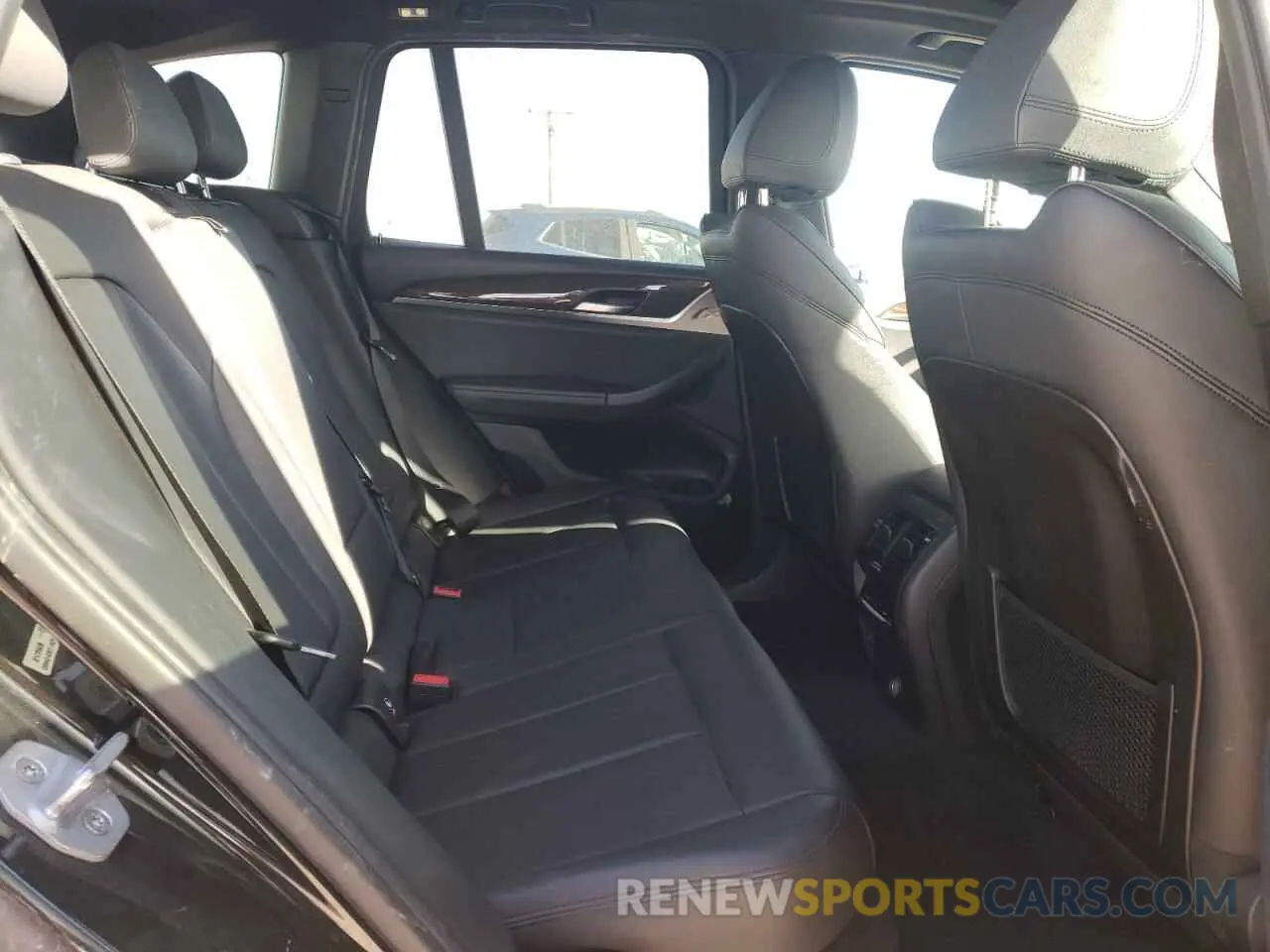 11 fotografías del automóvil dañado 5UXTR7C53KLF24393 BMW X3 2019