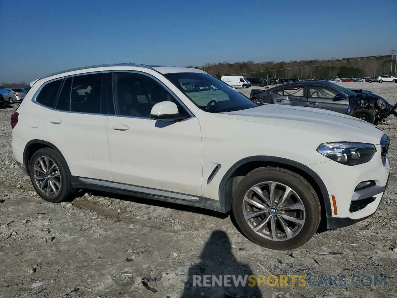 4 fotografías del automóvil dañado 5UXTR7C53KLF31182 BMW X3 2019