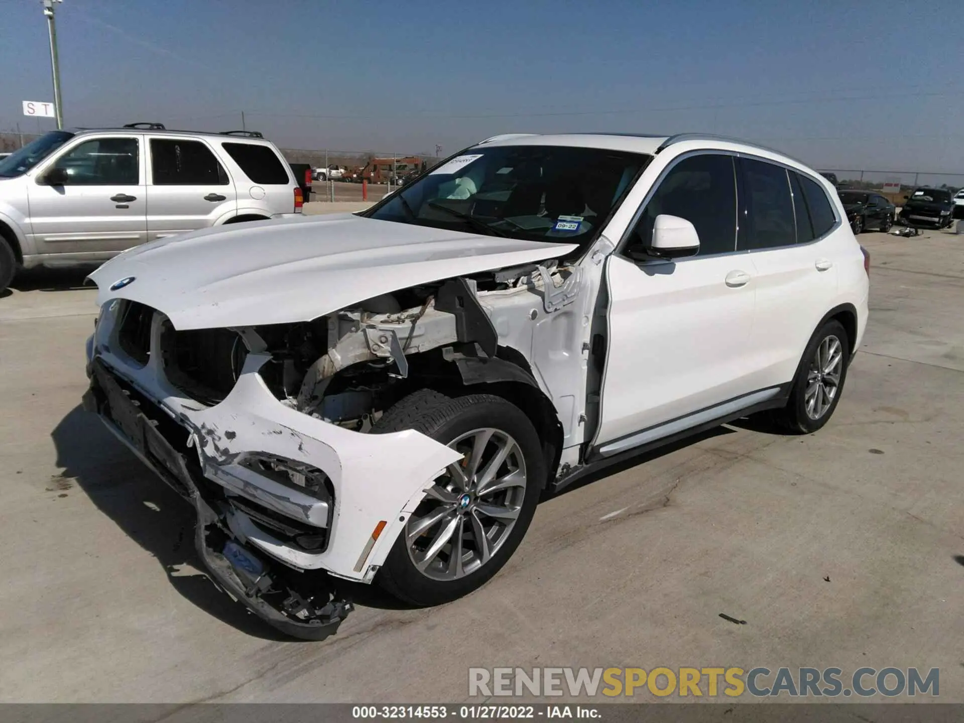 2 fotografías del automóvil dañado 5UXTR7C53KLR52994 BMW X3 2019