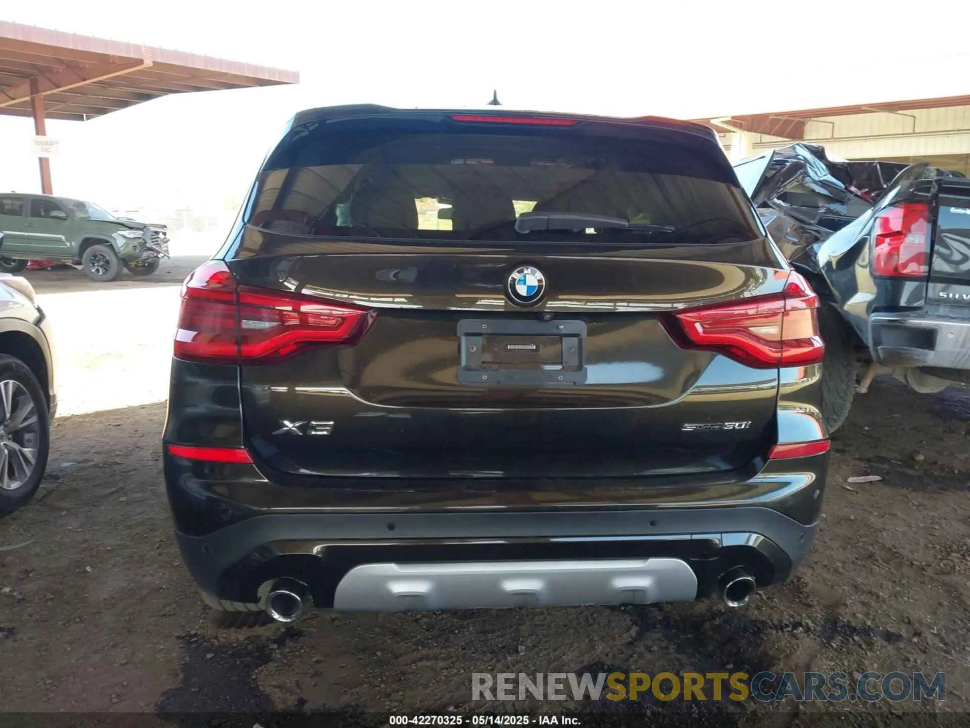 16 fotografías del automóvil dañado 5UXTR7C54KLF32275 BMW X3 2019