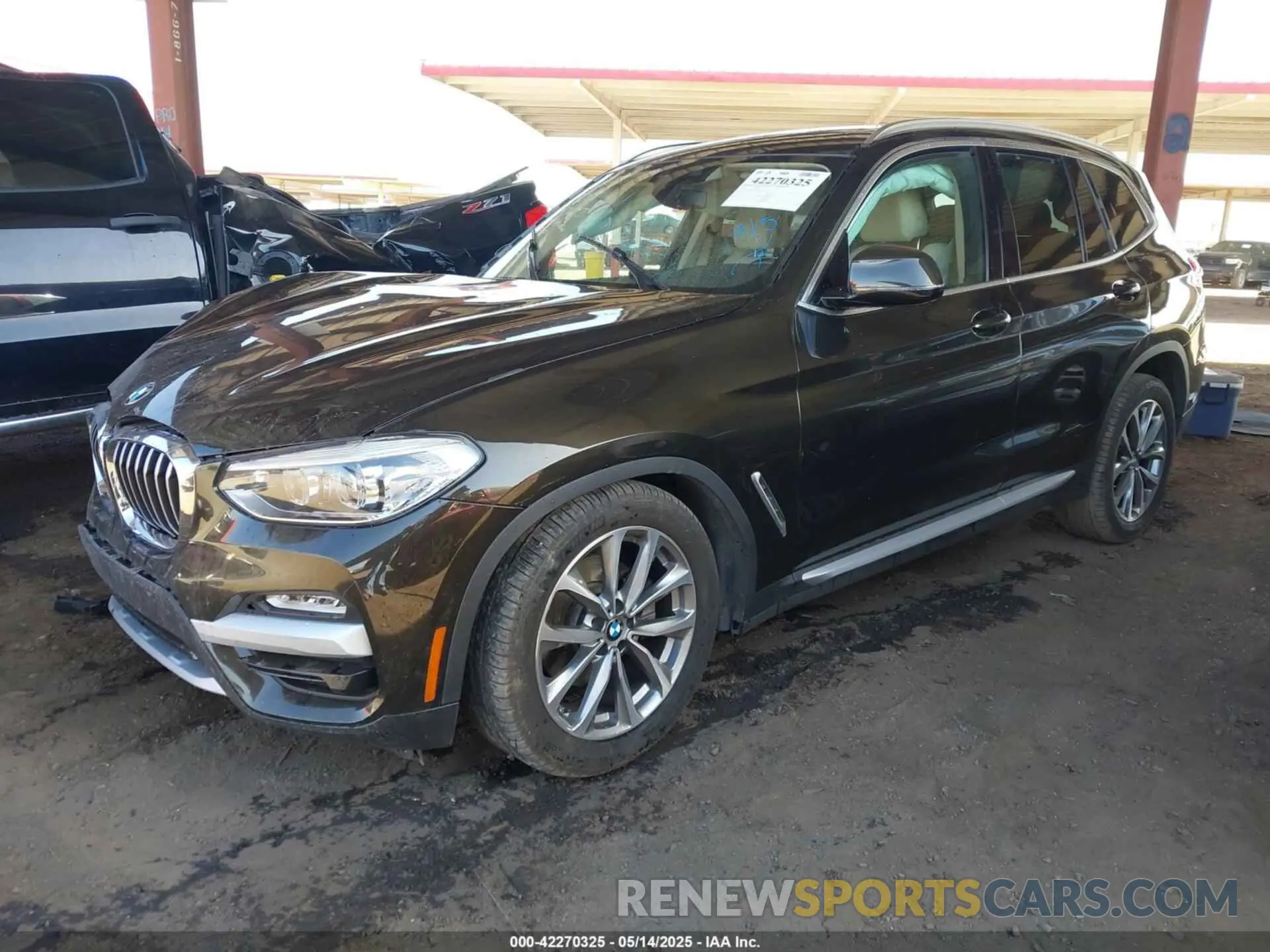 2 fotografías del automóvil dañado 5UXTR7C54KLF32275 BMW X3 2019