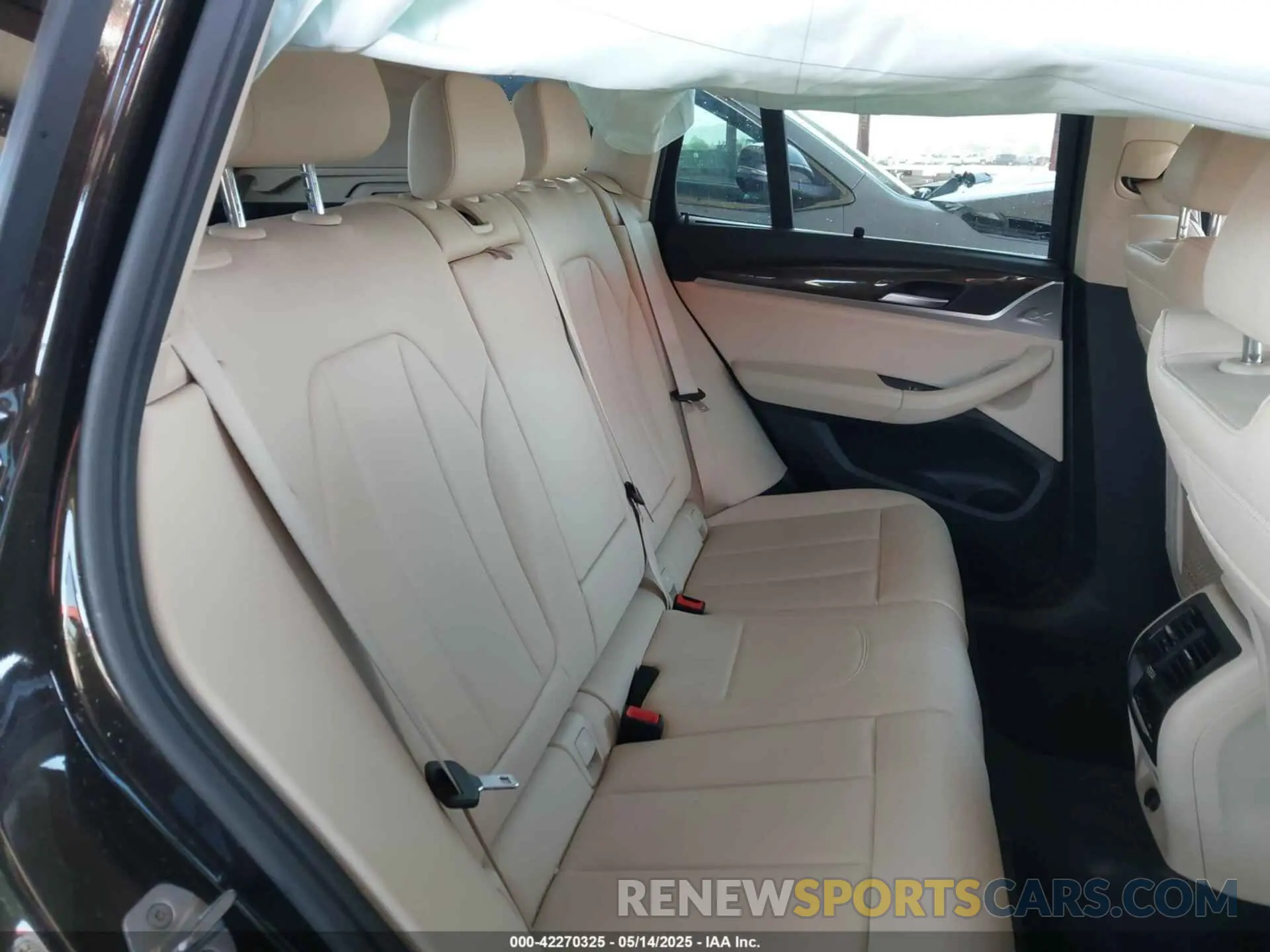 8 fotografías del automóvil dañado 5UXTR7C54KLF32275 BMW X3 2019